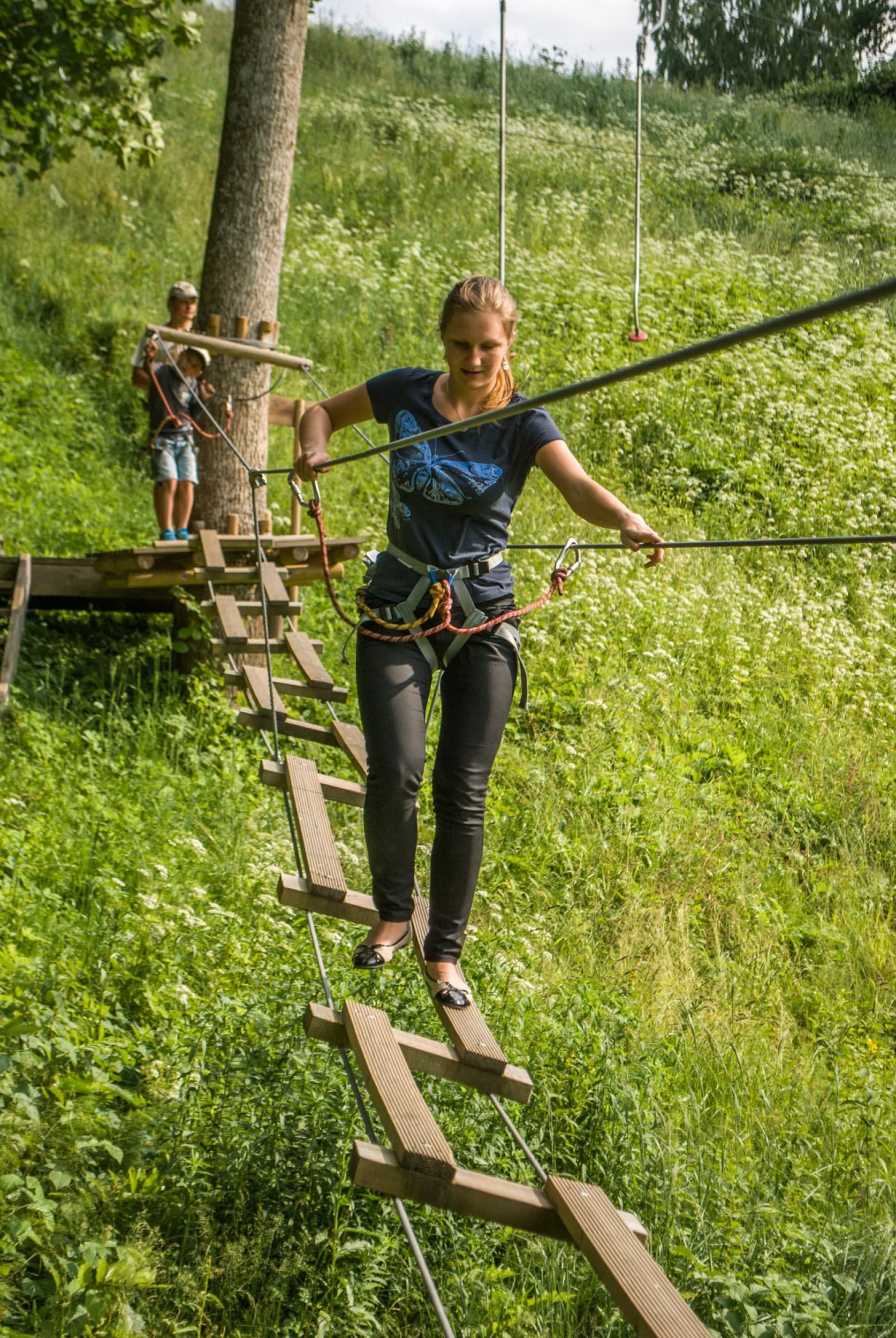 Piedzīvojumu parka "Mežakaķis" apmeklējums (1 pers., 4h) | Davanu Serviss