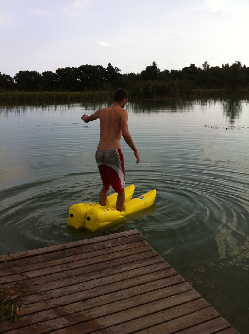 Pastaiga ūdens zābakos (1 pers., Rīga)