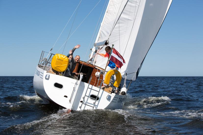 Neaizmirstams 3h izbrauciens ar jahtu „Turaida”