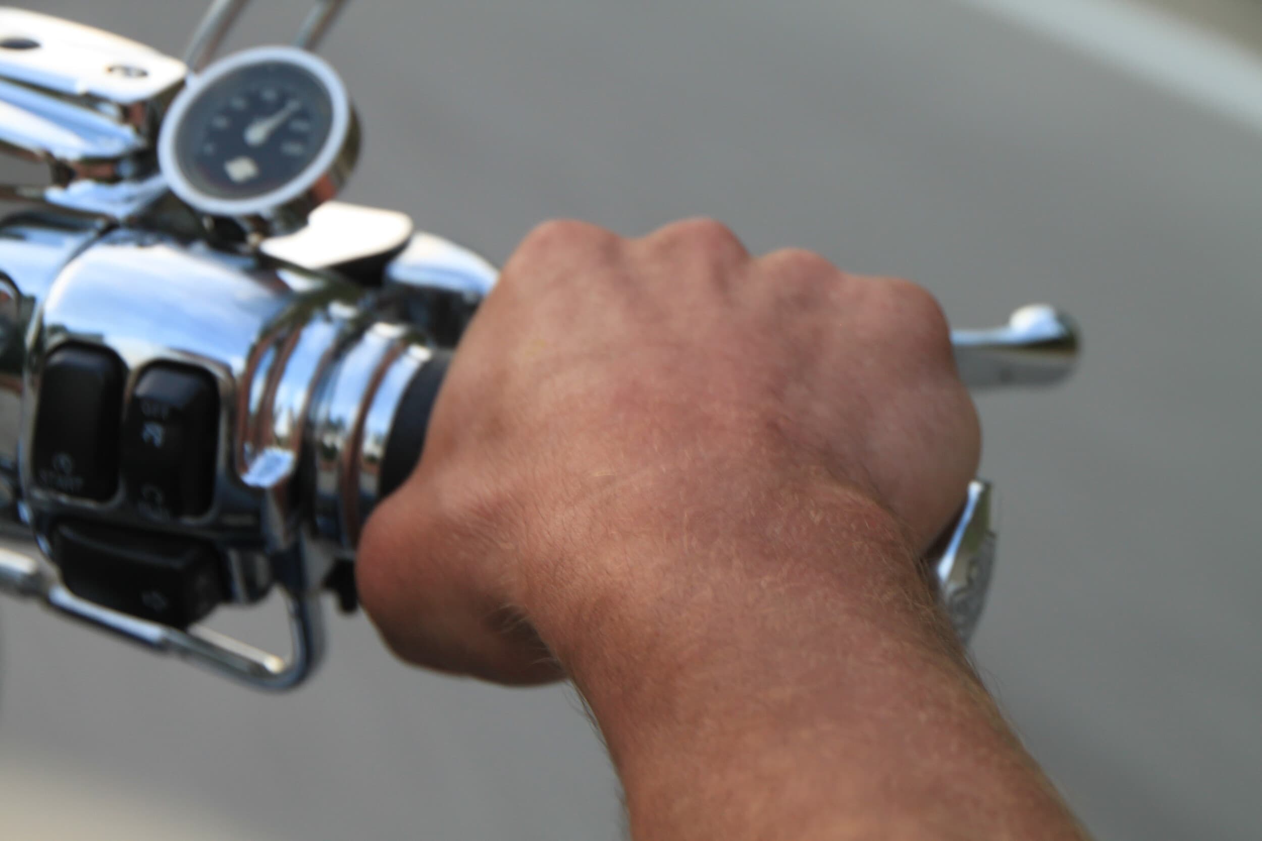 Moto piedzīvojums ar īstu VējaBrāli | Davanu Serviss