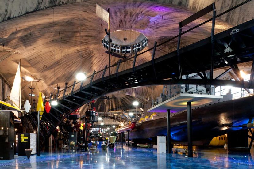 Aizraujošie jūras stāsti Hidroplānu ostā diviem