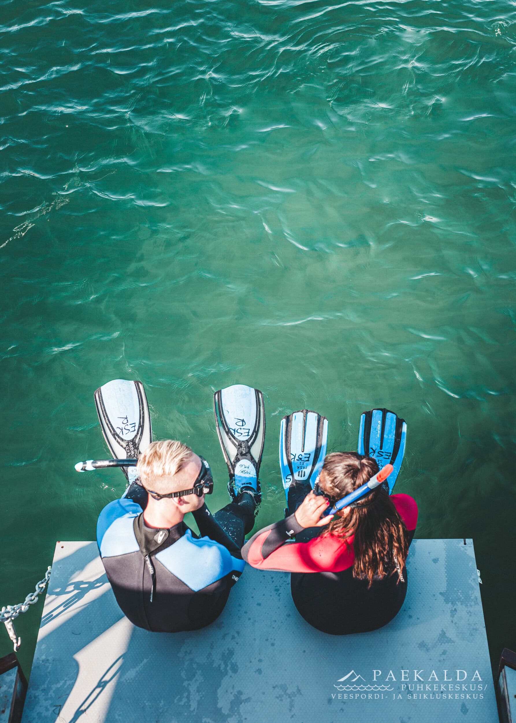Snorkelēšana zemūdens cietuma drupās diviem