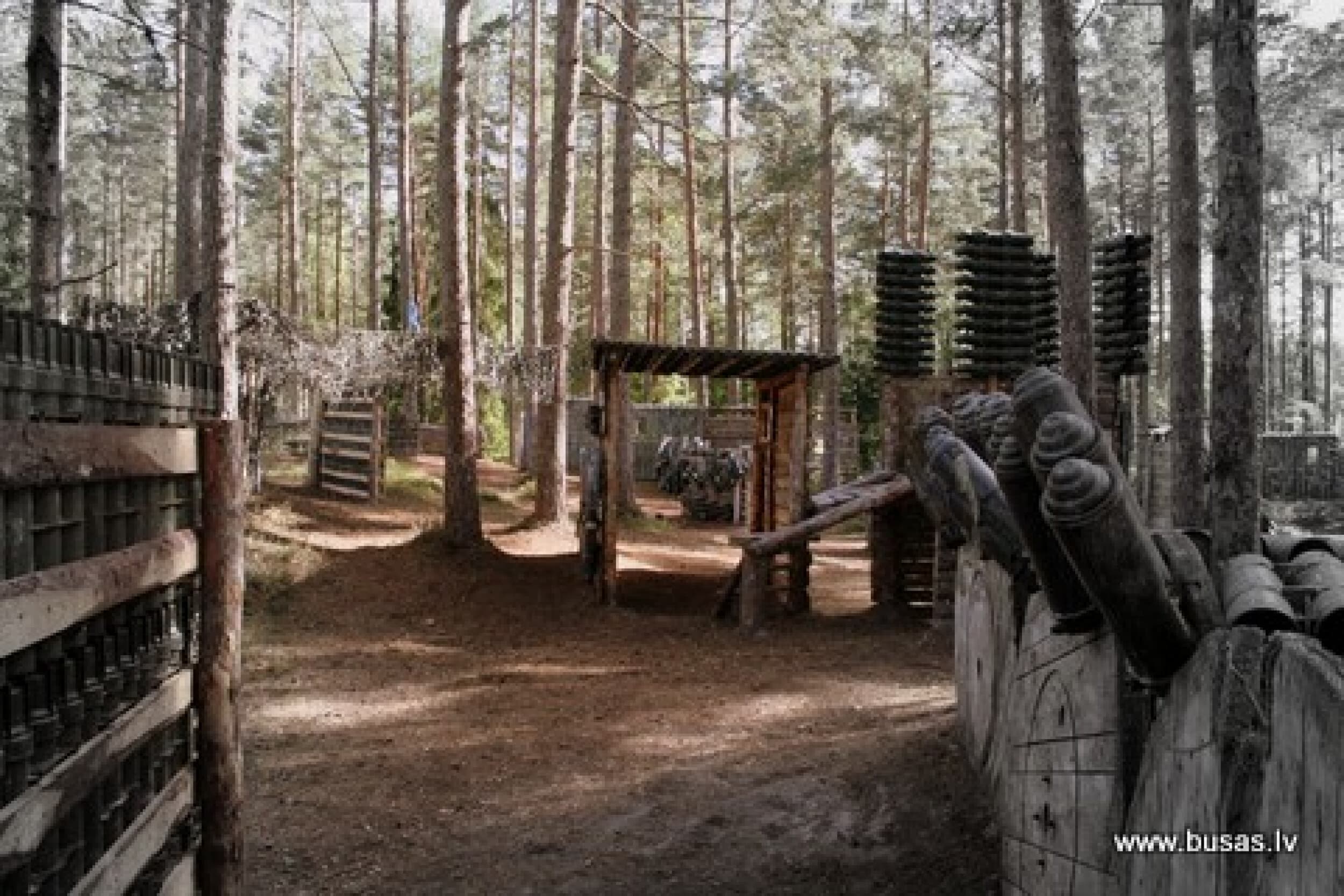 Īsts peintbols peintbola parkā „BUŠAS” | Davanu Serviss