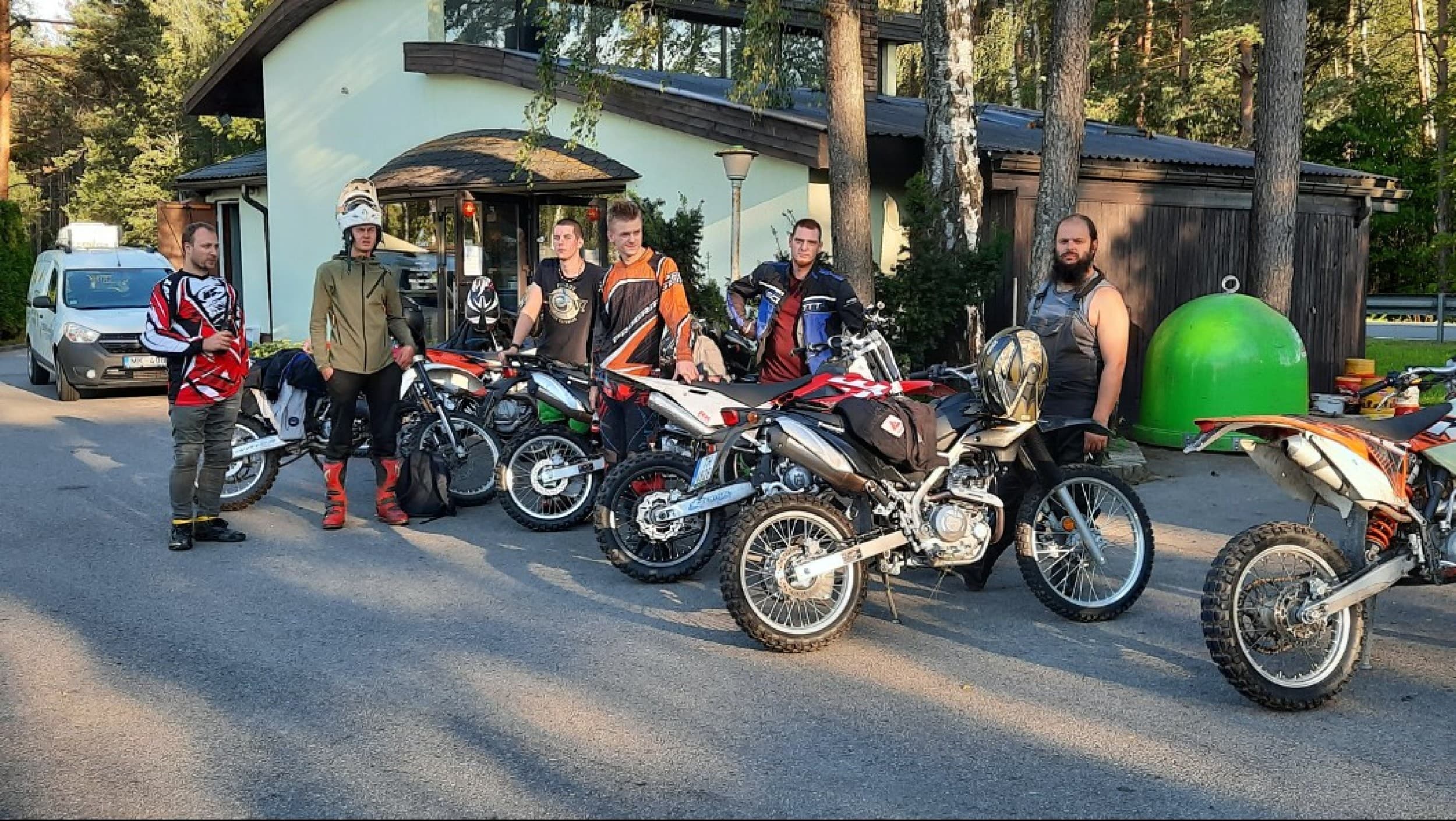 Brauciens ar 125cc motociklu (1 personai) | Davanu Serviss