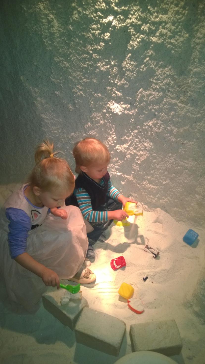 Sāls istabas- haloterapijas dziedinošais apmeklējums ģimenei