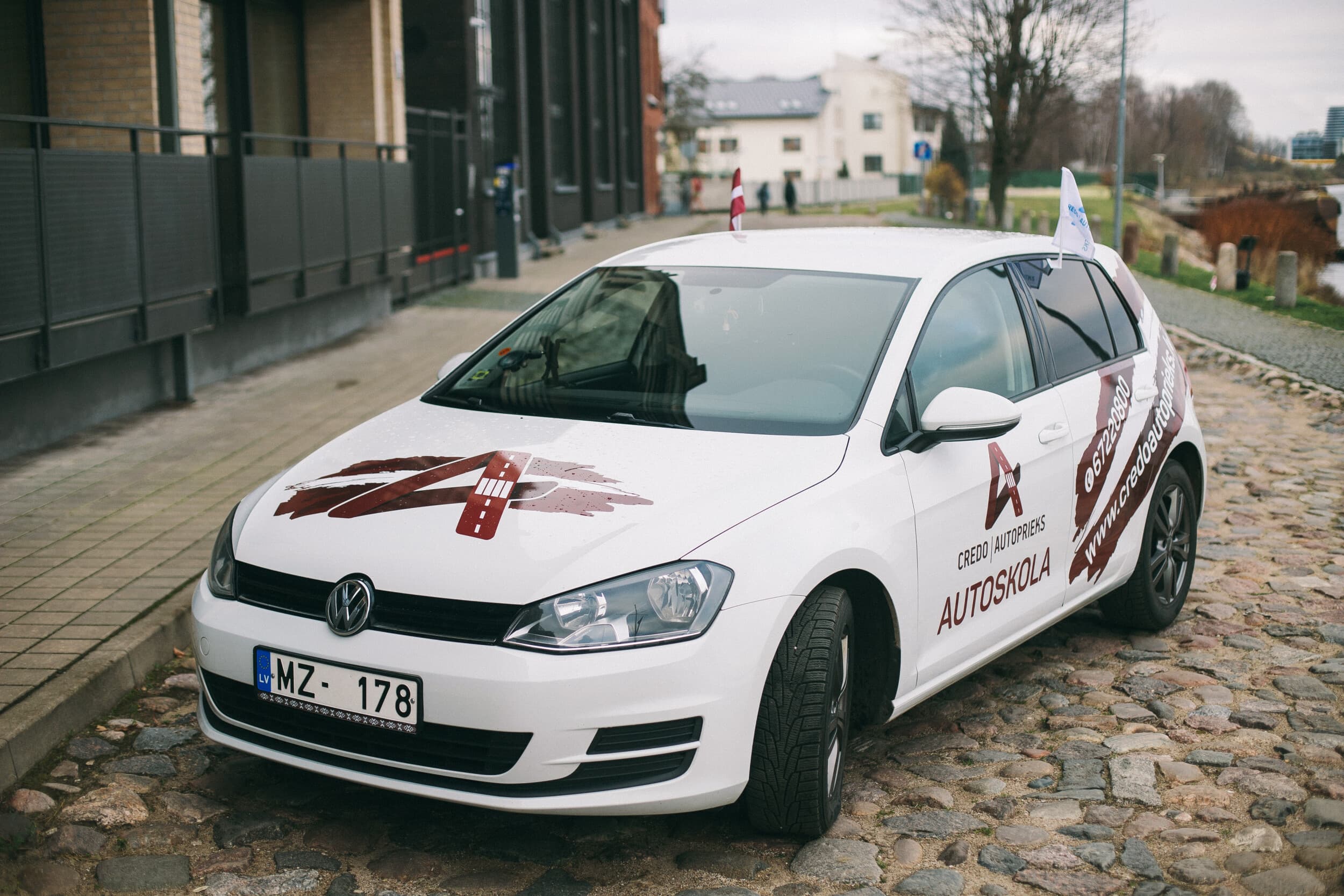 B kategorijas teorētiskā apmācība autoskolā “Credo Autoprieks”  | Davanu Serviss