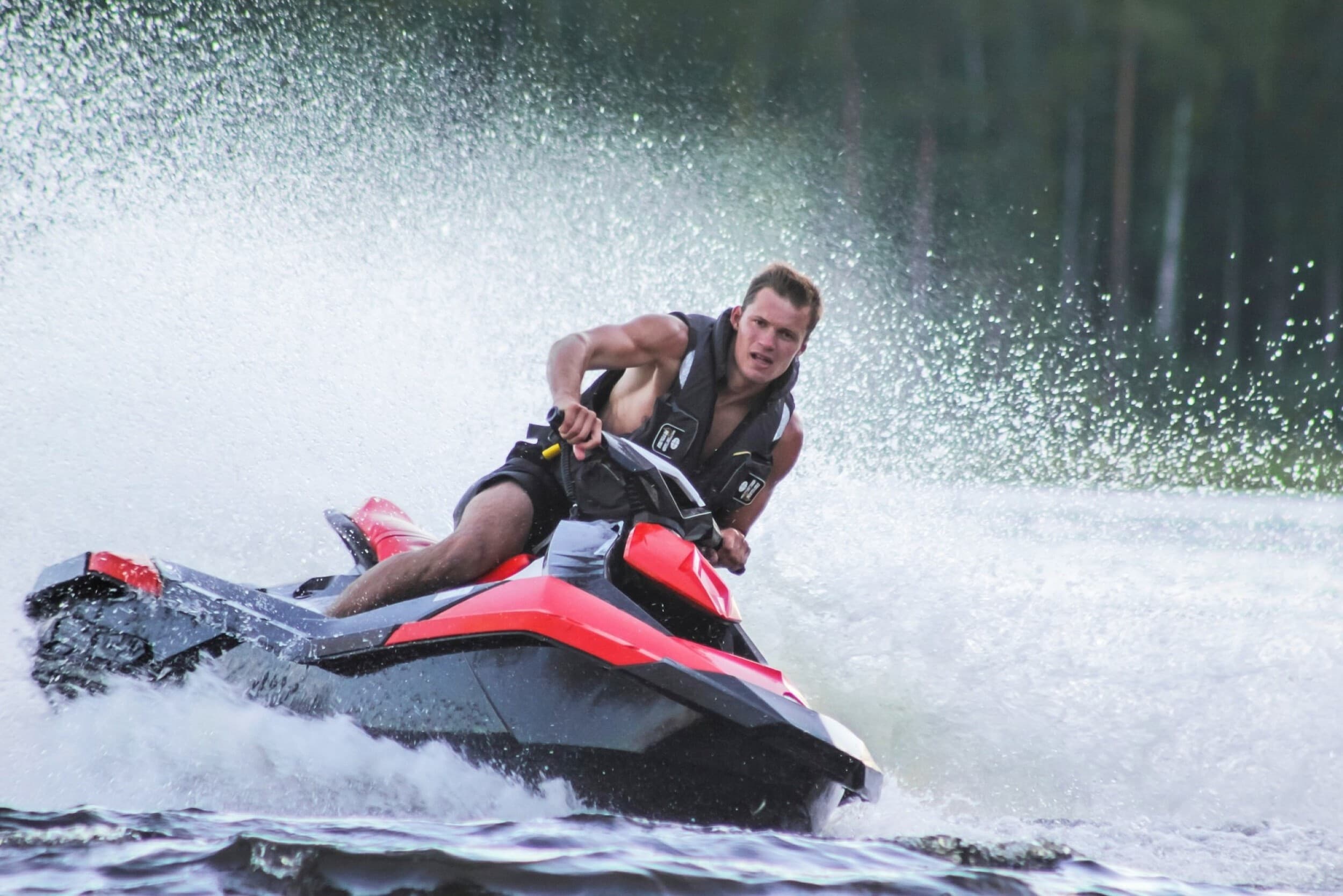 Viļņu piedzīvojums ar ūdens motociklu – 50 min., 1-2 pers. | Davanu Serviss
