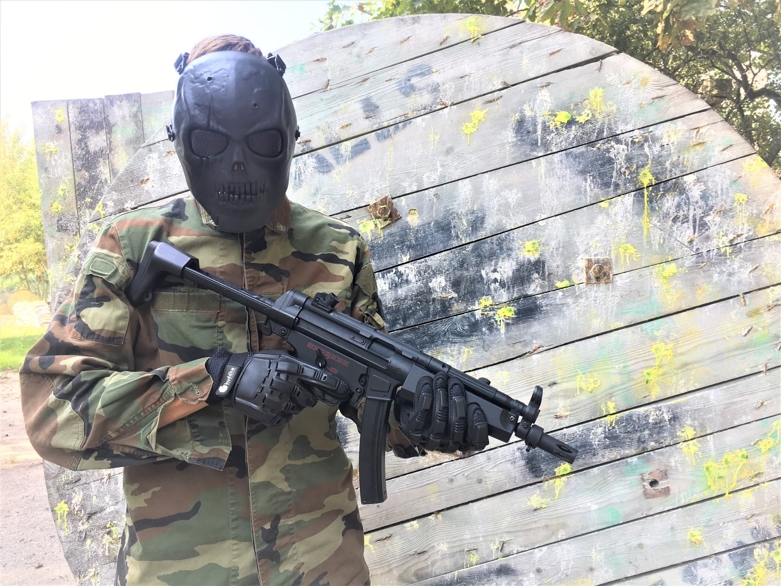 Игра в Airsoft в помещении или на открытом воздухе от GUNSnLASERS (2 перс., 3ч, Рига)