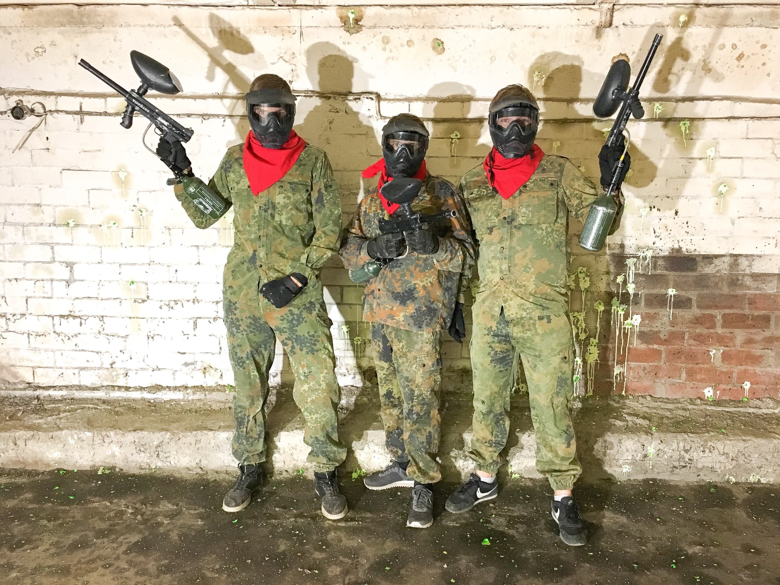 Peintbols iekštelpās vai āra trasēs no GUNSnLASERS (2 pers., 3h, Rīga)
