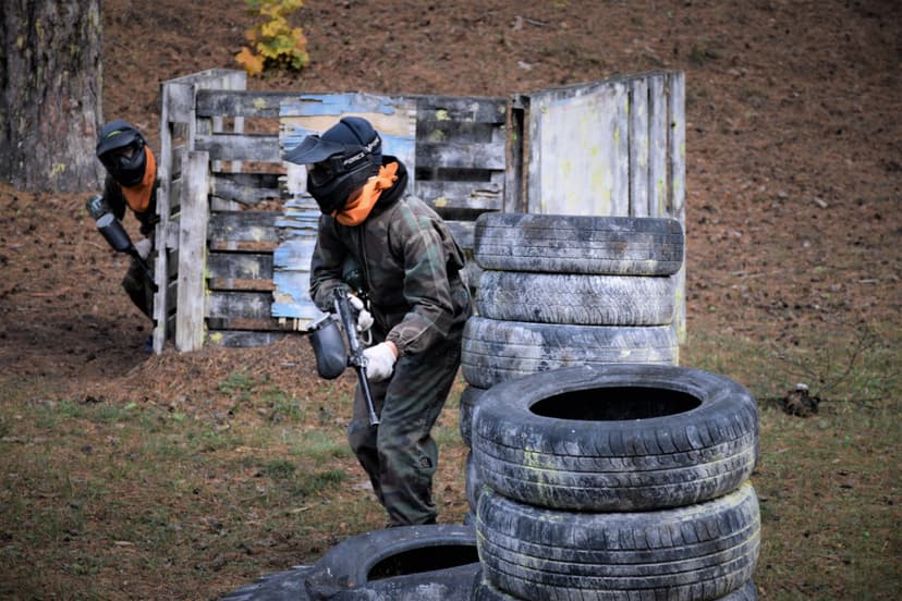 Peintbols 4 personām – iekštelpās vai ārā, GUNSnLASERS Rīgā