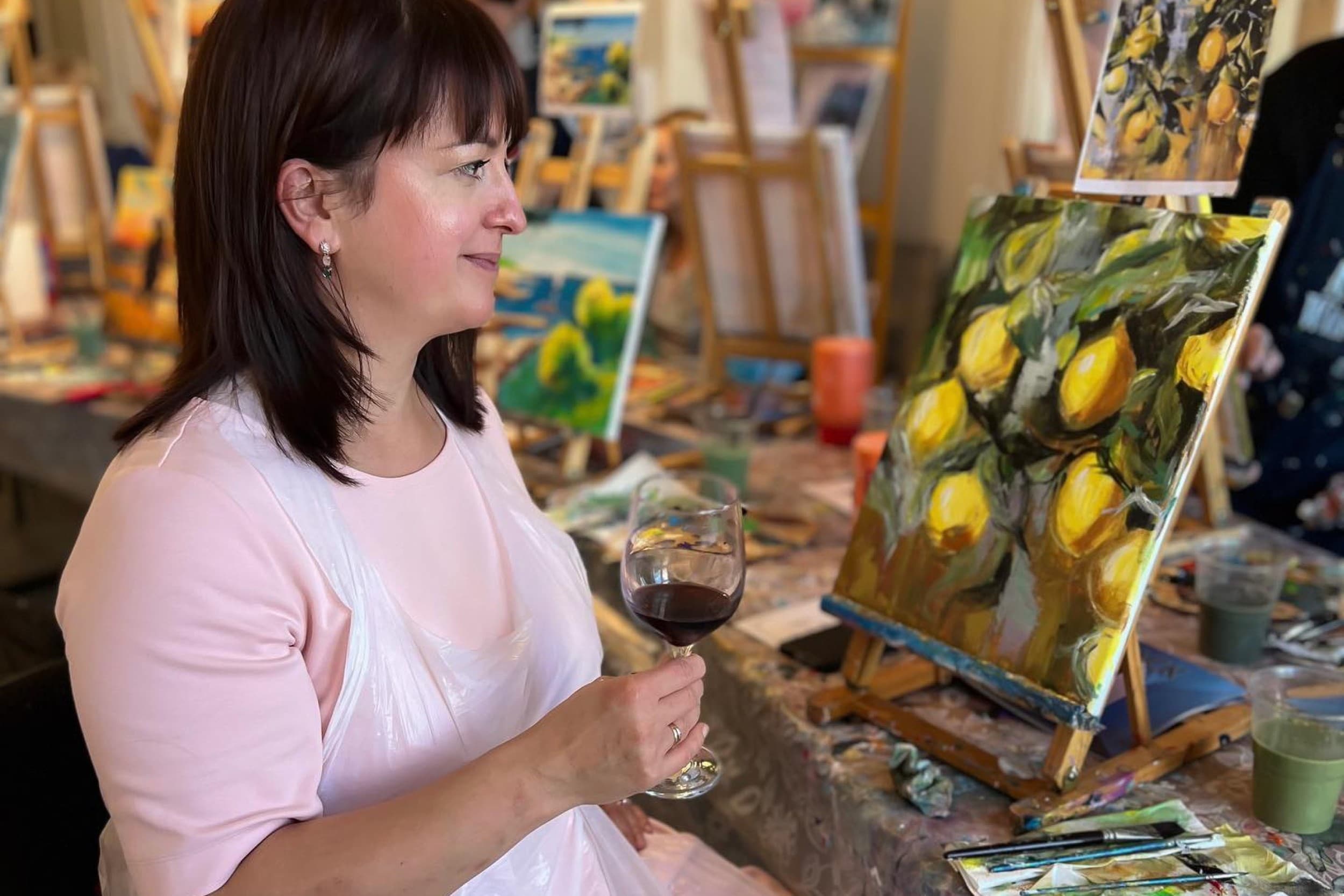 Art&Wine мастер-класс по живописи для двоих в Риге