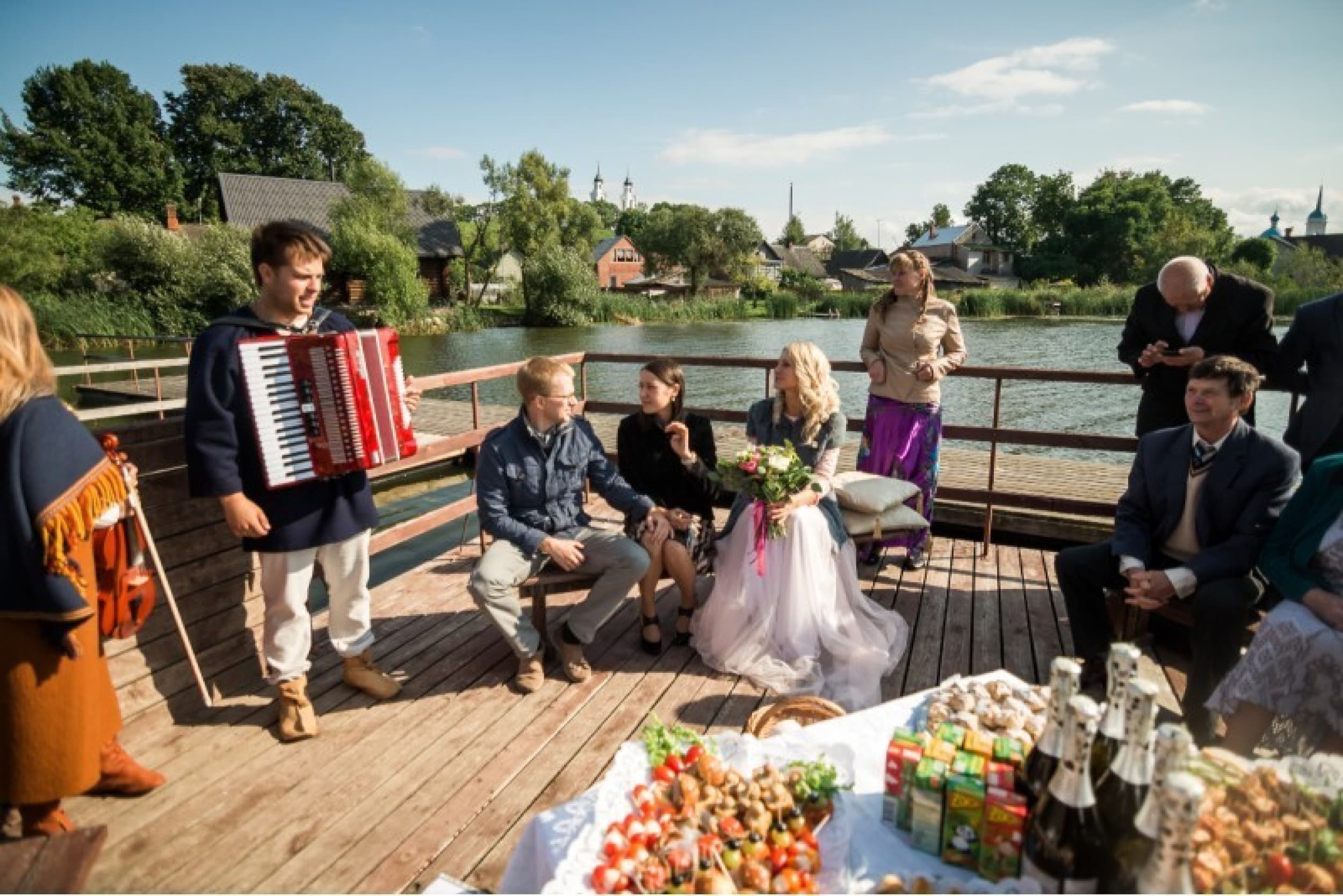 Atpūtas brauciens ar plostu no ’’Atpūta Ludzā’’ (1-10 pers., 1h) | Davanu Serviss