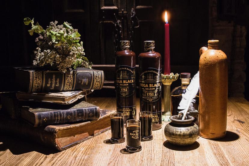 Rīgas Melnā balzama degustācija un kokteiļa pagatavošana 