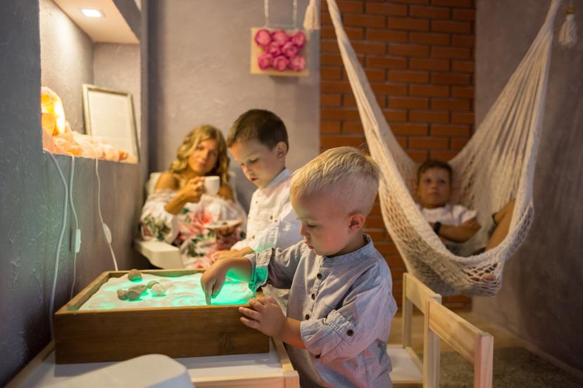 Sāls istabas apmeklējums visai ģimenei