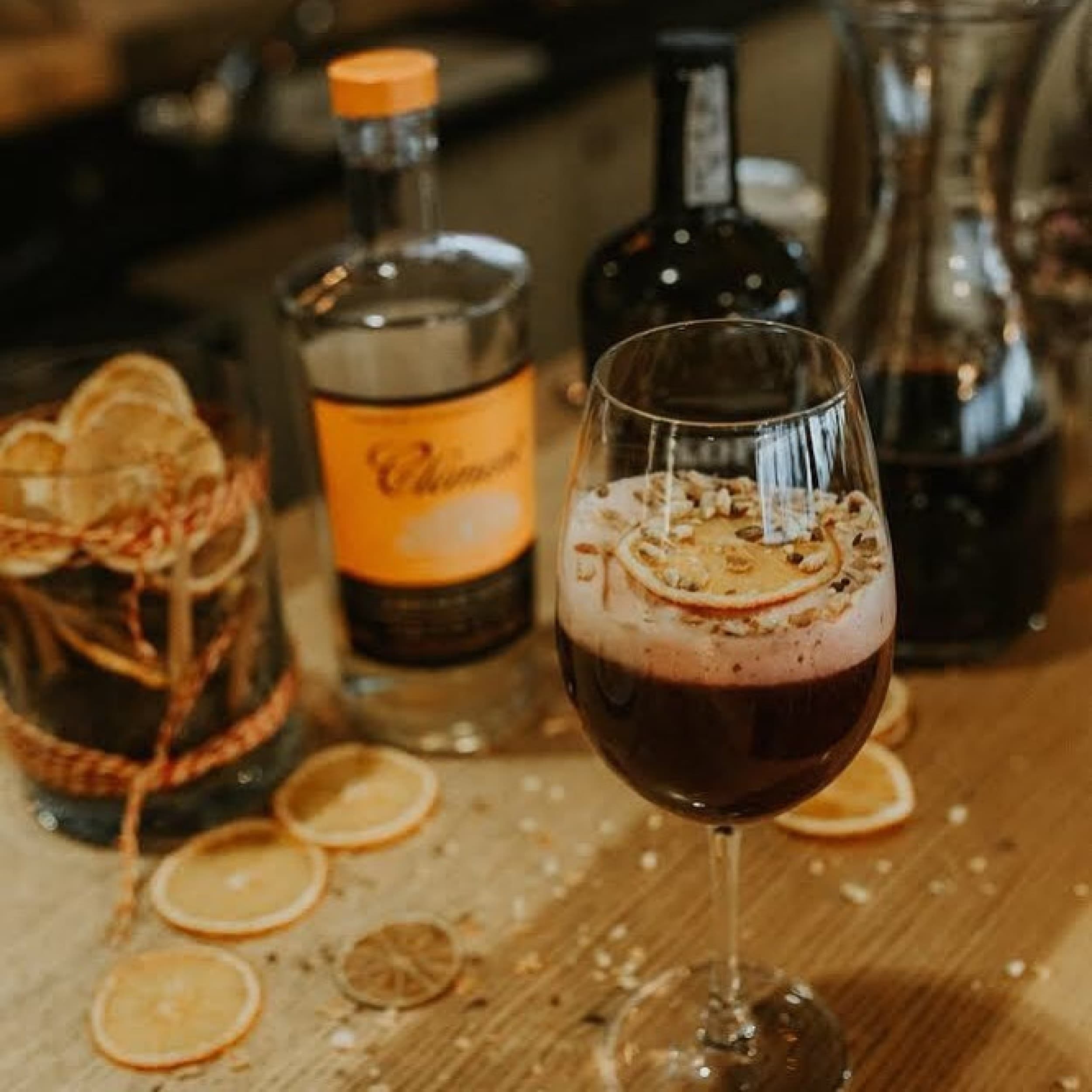Приватный киносеанс в «Cafe Film Noir» (8-10 перс.)