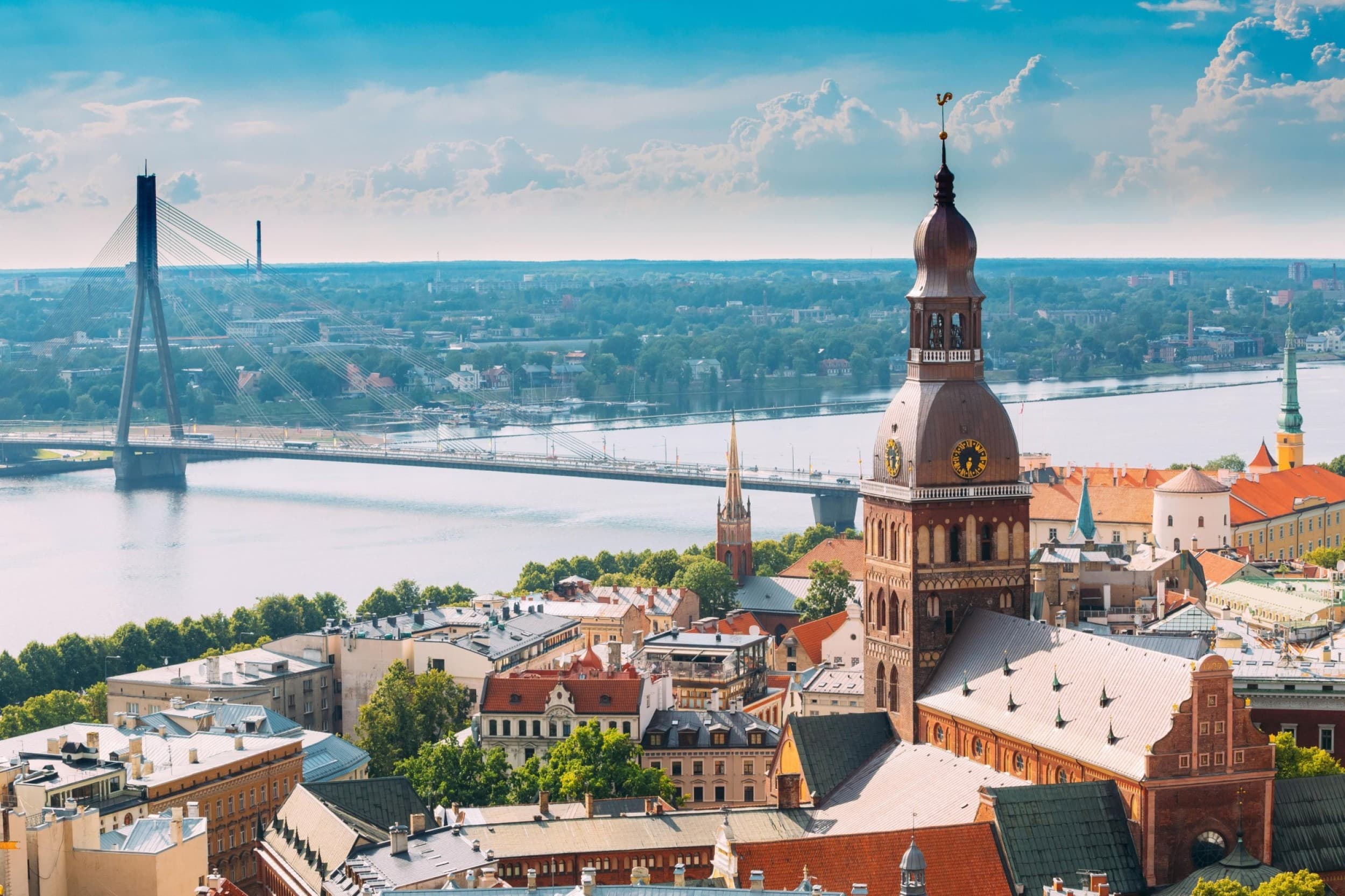 Burvīga nakts mazajā Parīzē - Rīgā | Davanu Serviss