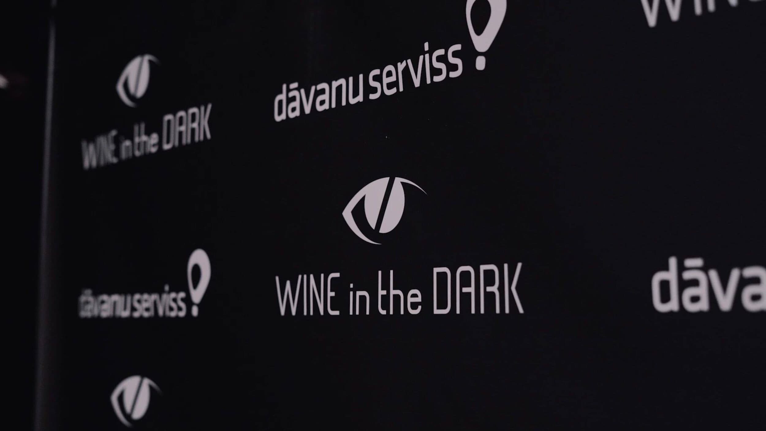 Privāta vīna degustācija tumsā ''Wine in the Dark'' (8 pers.) | Davanu Serviss