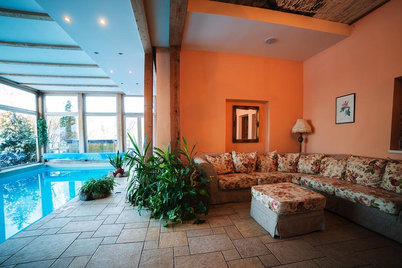 Nakts Mārcienas muižā un SPA procedūras diviem