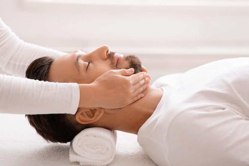 Sejas ādas biorevitalizācija vīrietim