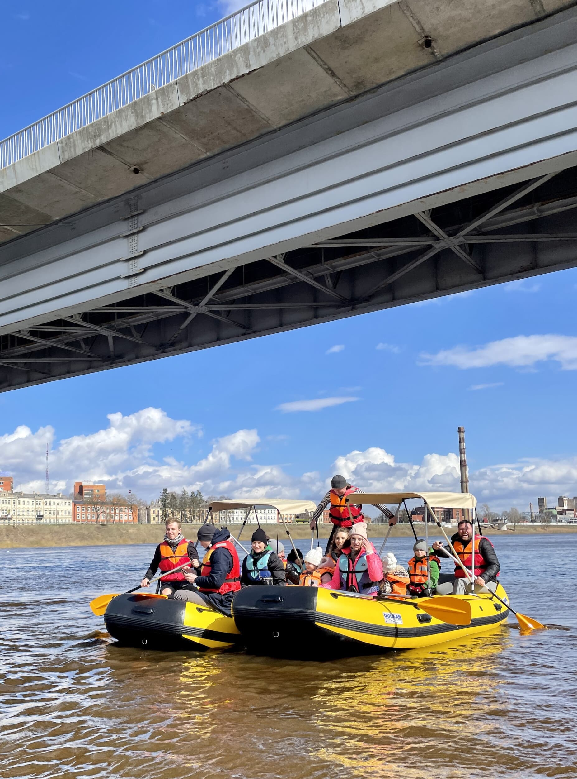 Brauciens ar RAFT laivu "Daugavas lokos" (2-8 pers., 4-8 h) | Davanu Serviss