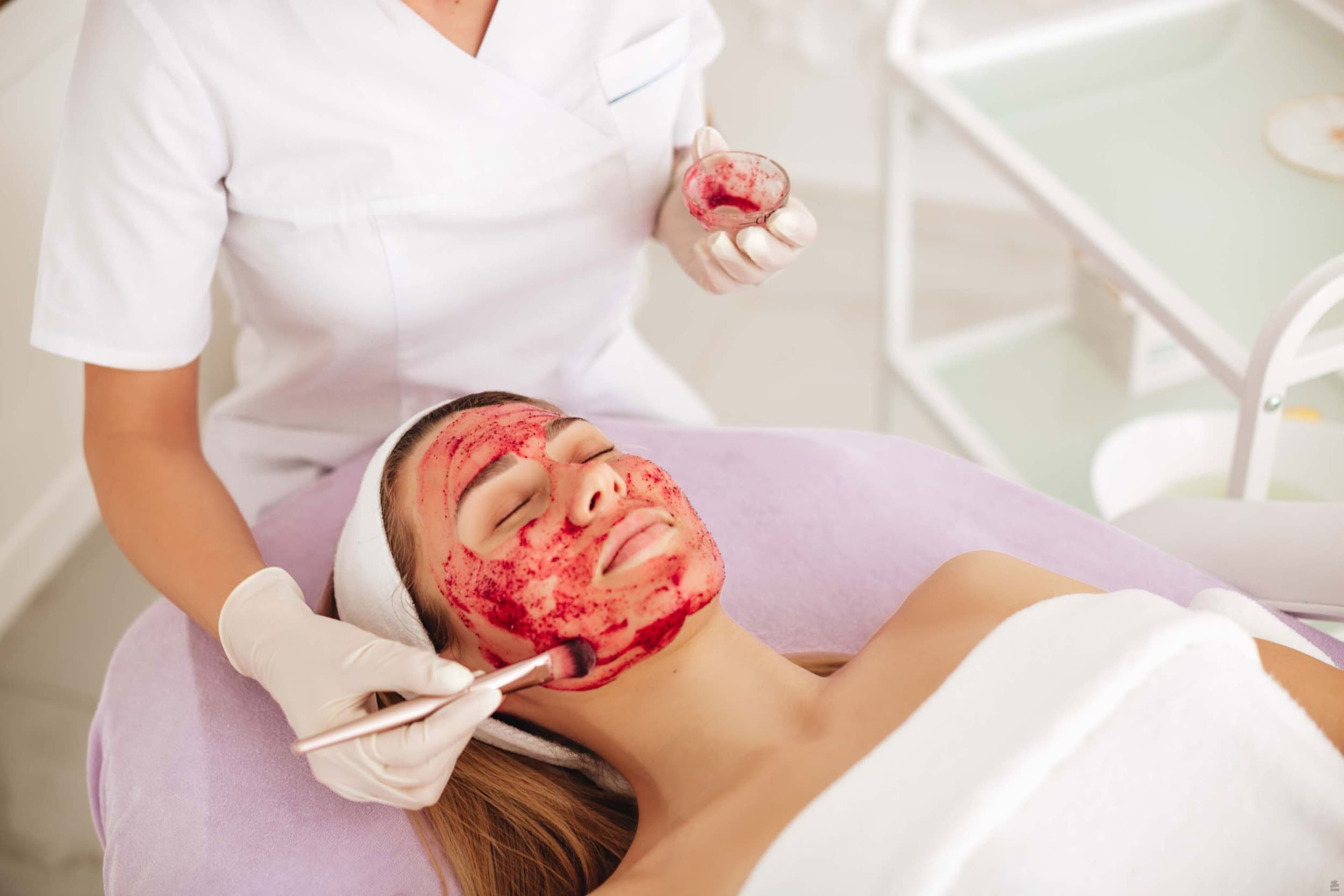 Zemeņu paradīze SPA LUX ar saunu un džakuzi diviem | Davanu Serviss