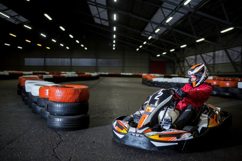 Brauciens ar kartingu – 10 min., Biķernieku Kartinga halle