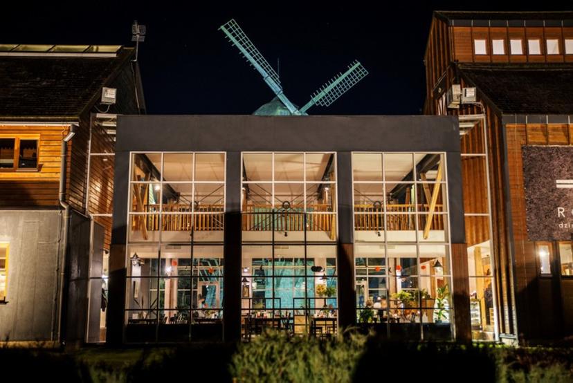 Ģimenes atpūta Rožmalās ar vakariņām, SPA un pīrāgu cepšanu