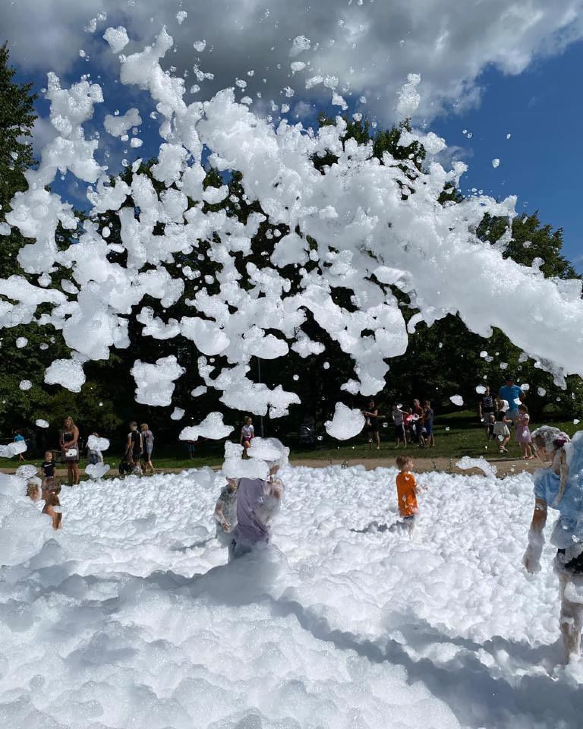 Privātā putu ballīte no "Mistery Bubbles" | Davanu Serviss