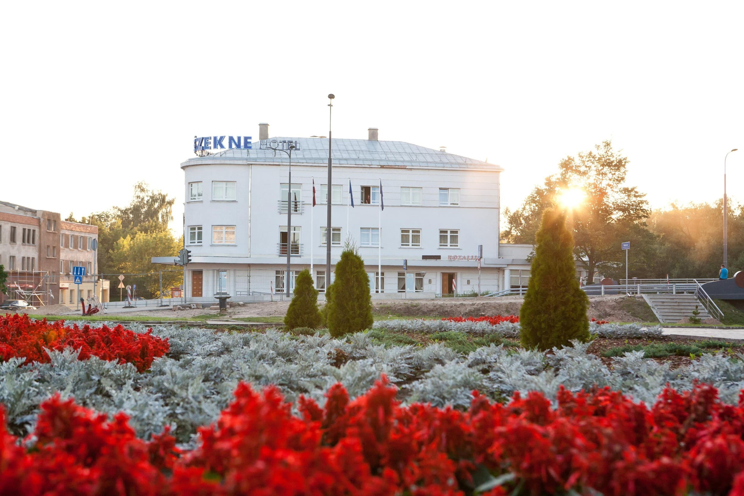 Jauka atpūta KOLONNA viesnīcā Rēzeknē un brokastis ģimenei