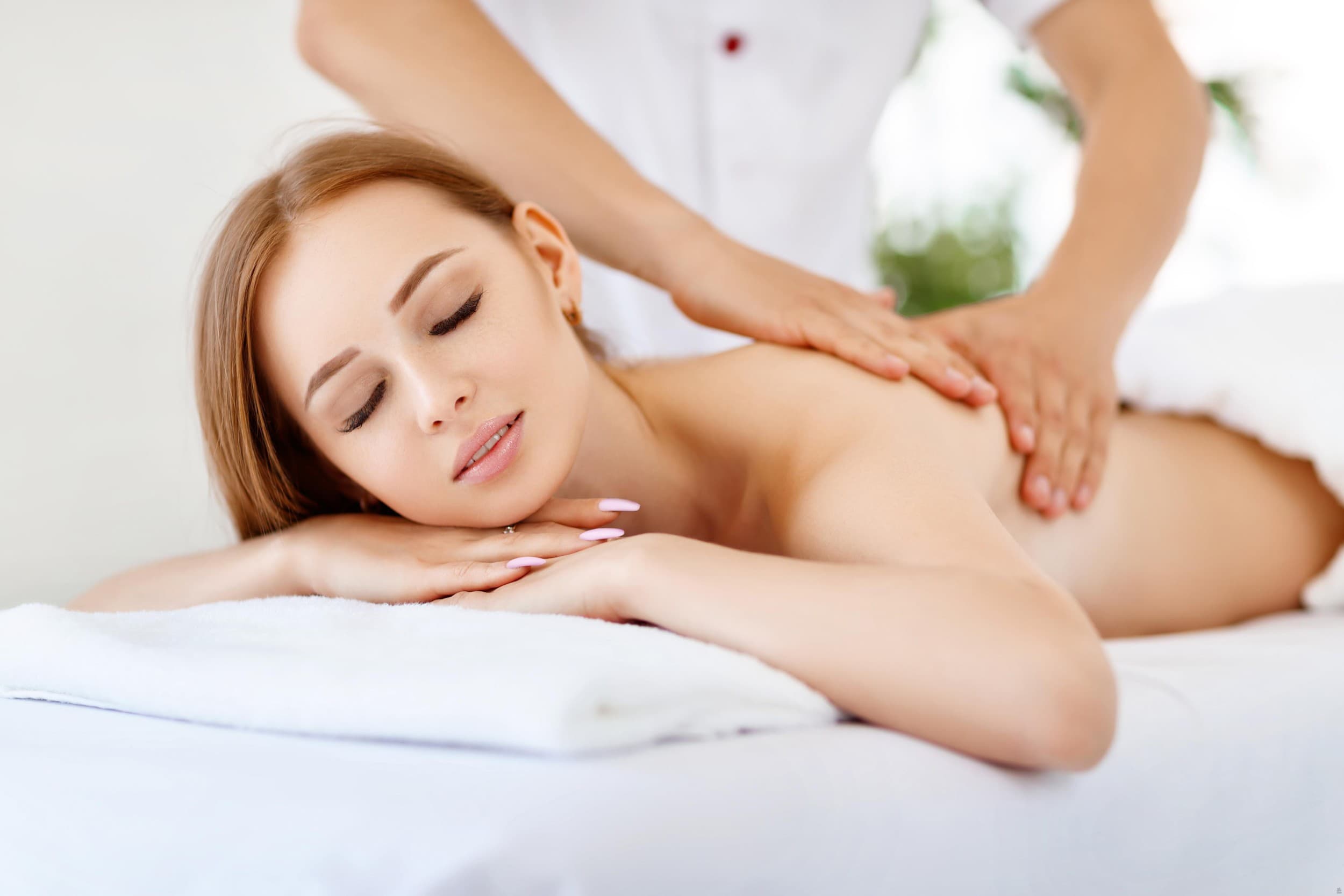 Svaiga "Vitamīnu spēka" masāža pie MYSPA | Davanu Serviss