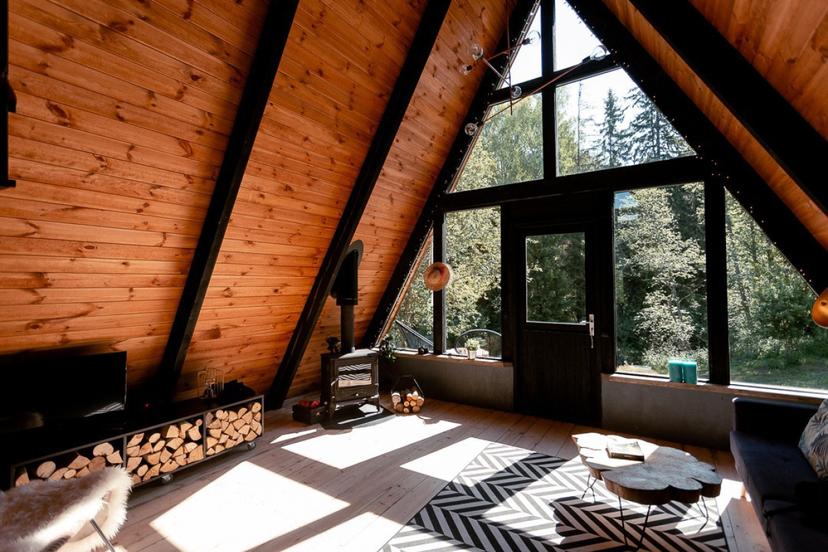 Burvīga atpūta A-frame mājā nedēļas nogalē (2 pers.)