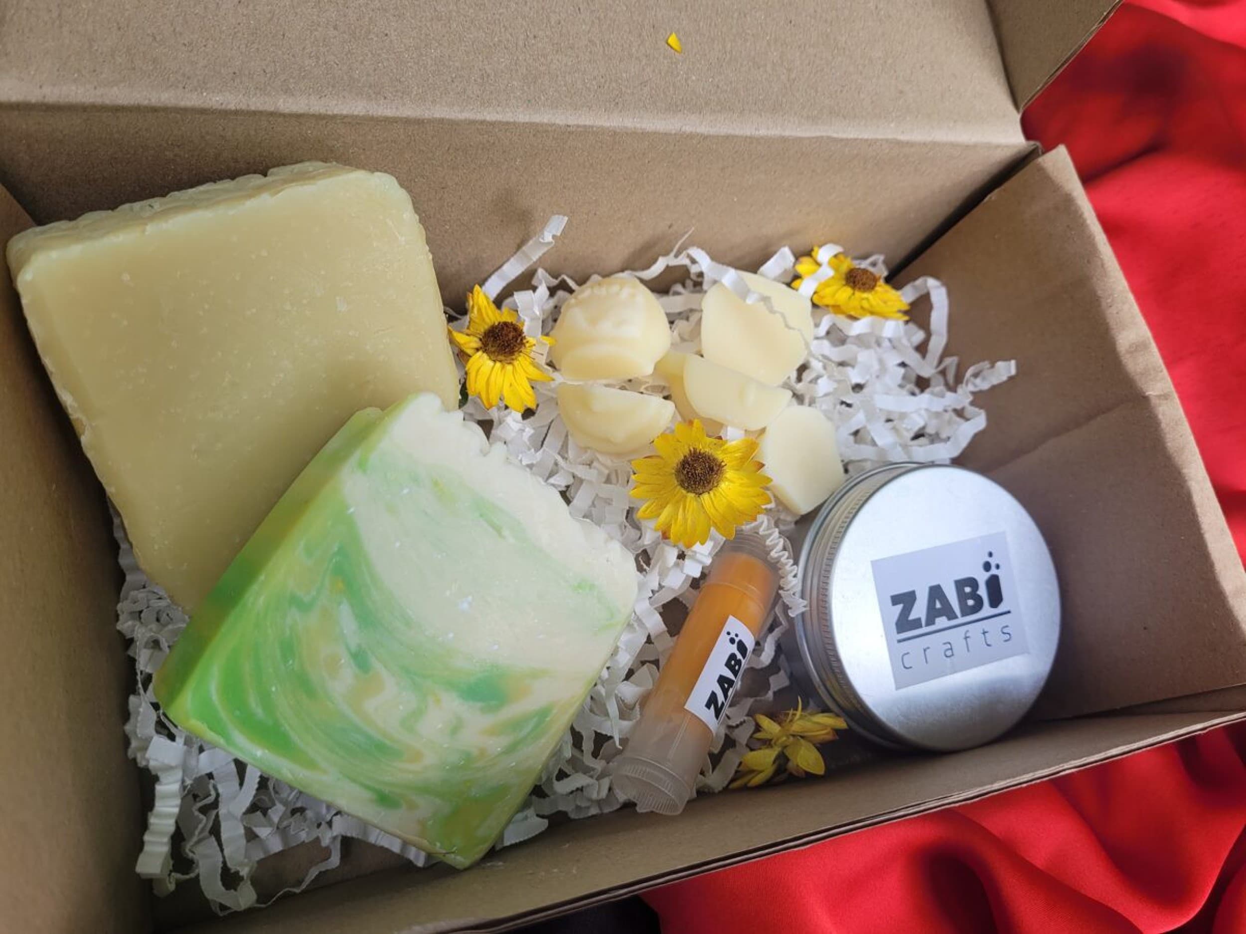 "ZABI Crafts" kosmētikas dāvanu komplekts