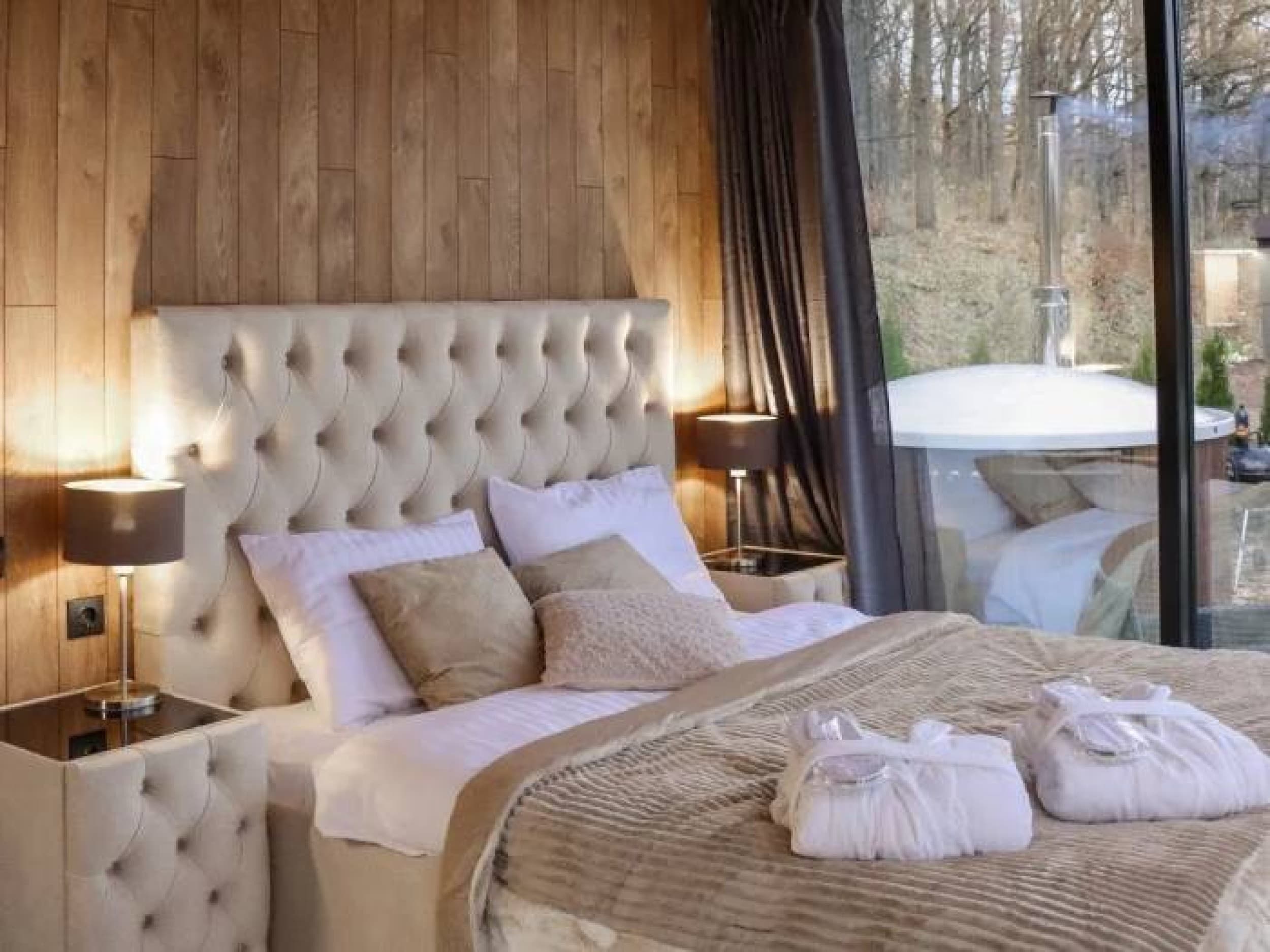 Lieliska nakts spoguļmājā Murjāņos ar SPA (2 pers., darba dienās) | Davanu Serviss