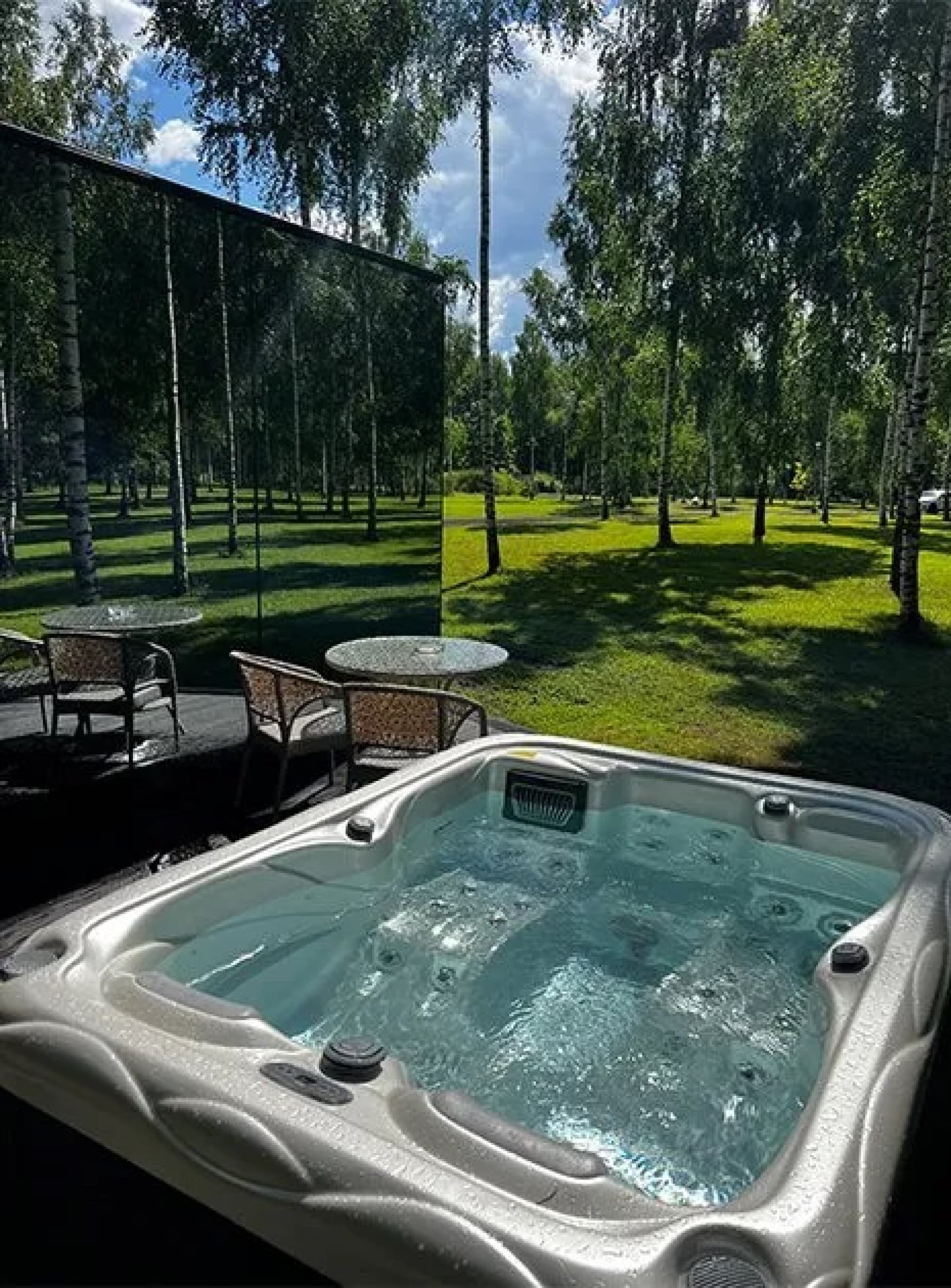 Lieliska nakts spoguļmājā Murjāņos ar SPA (2 pers., darba dienās) | Davanu Serviss