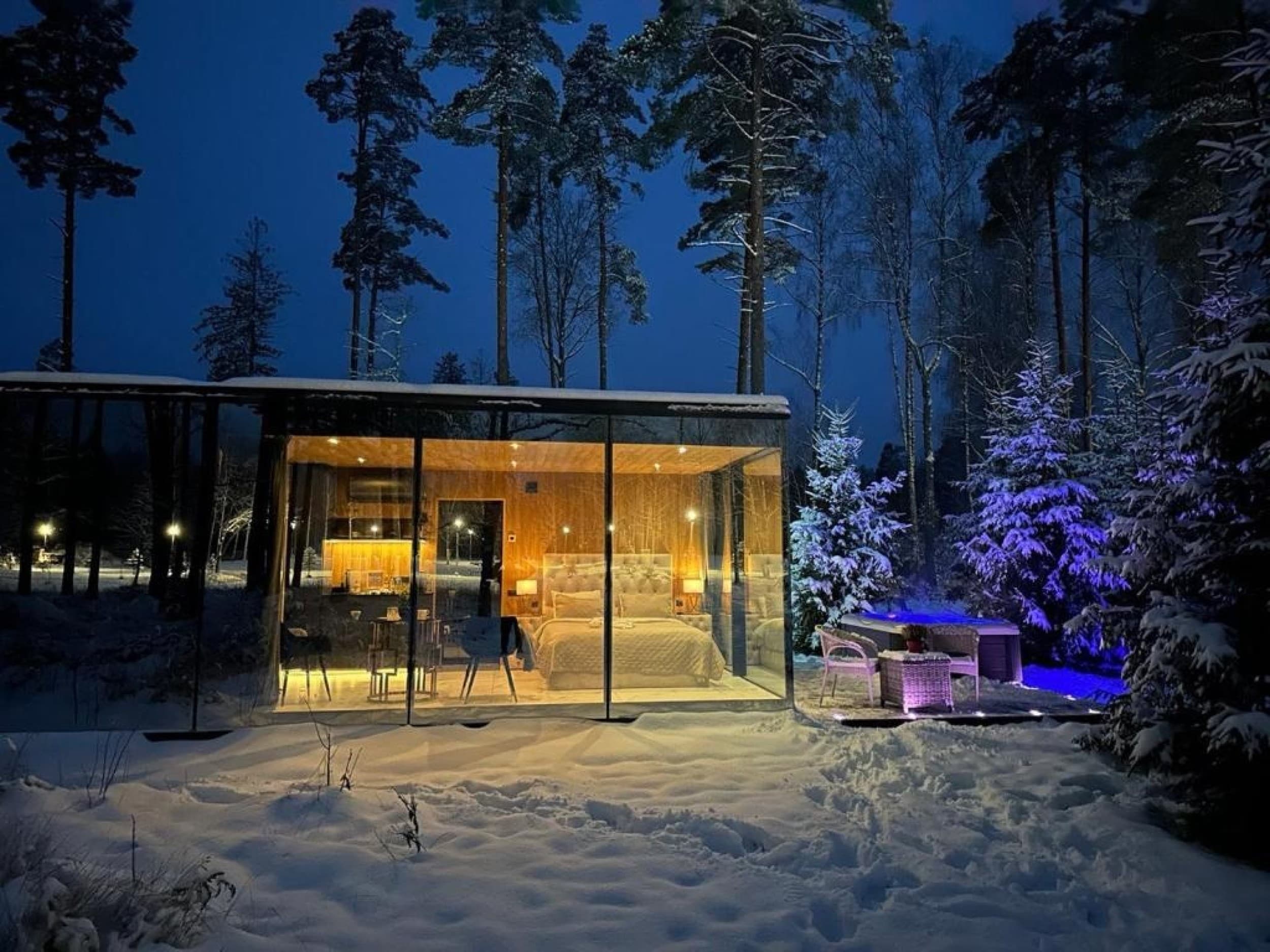 7Mirrors: ночь в зеркальном доме и SPA – в любой день недели | Davanu Serviss