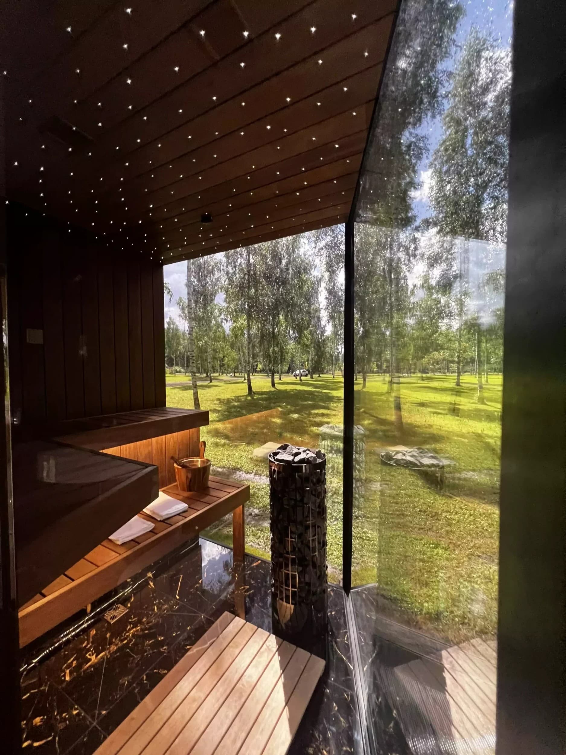 7Mirrors: ночь в зеркальном доме и SPA – в любой день недели | Davanu Serviss
