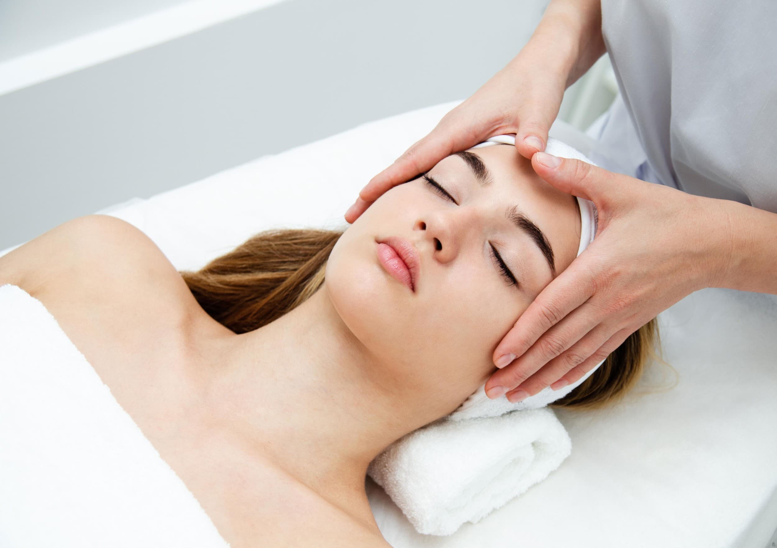 SPA-массаж лица в салоне "Activ&Spa" | Davanu Serviss