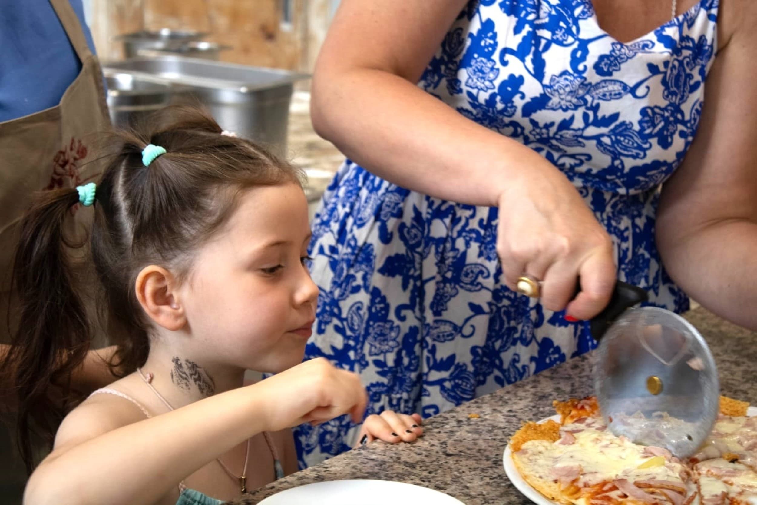 Picu meistarklase ar picu bumbu pagatavošanu no "Makss un Morics"