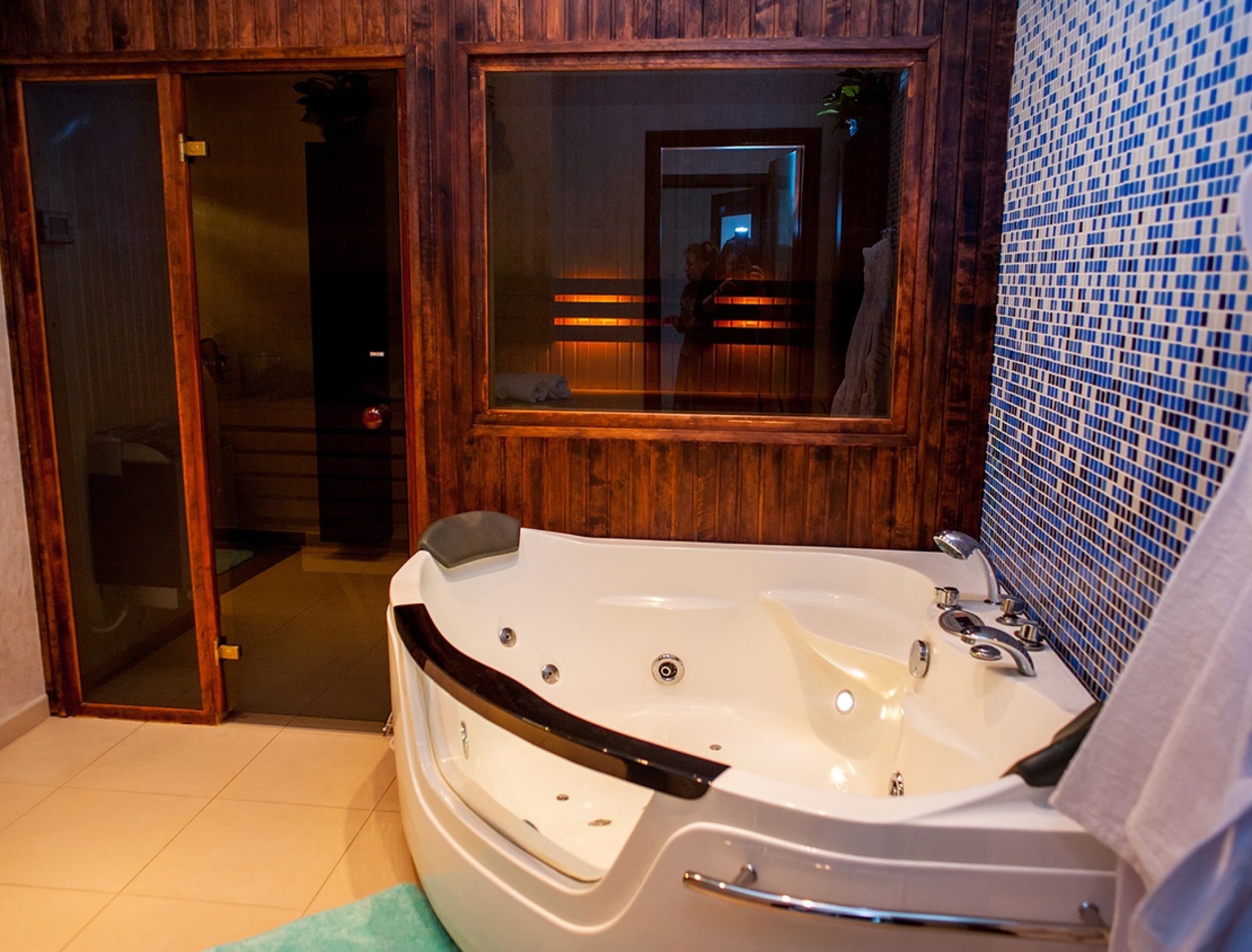 Dienas atpūta penthouse apartementos ar SPA (S.-Sv.)