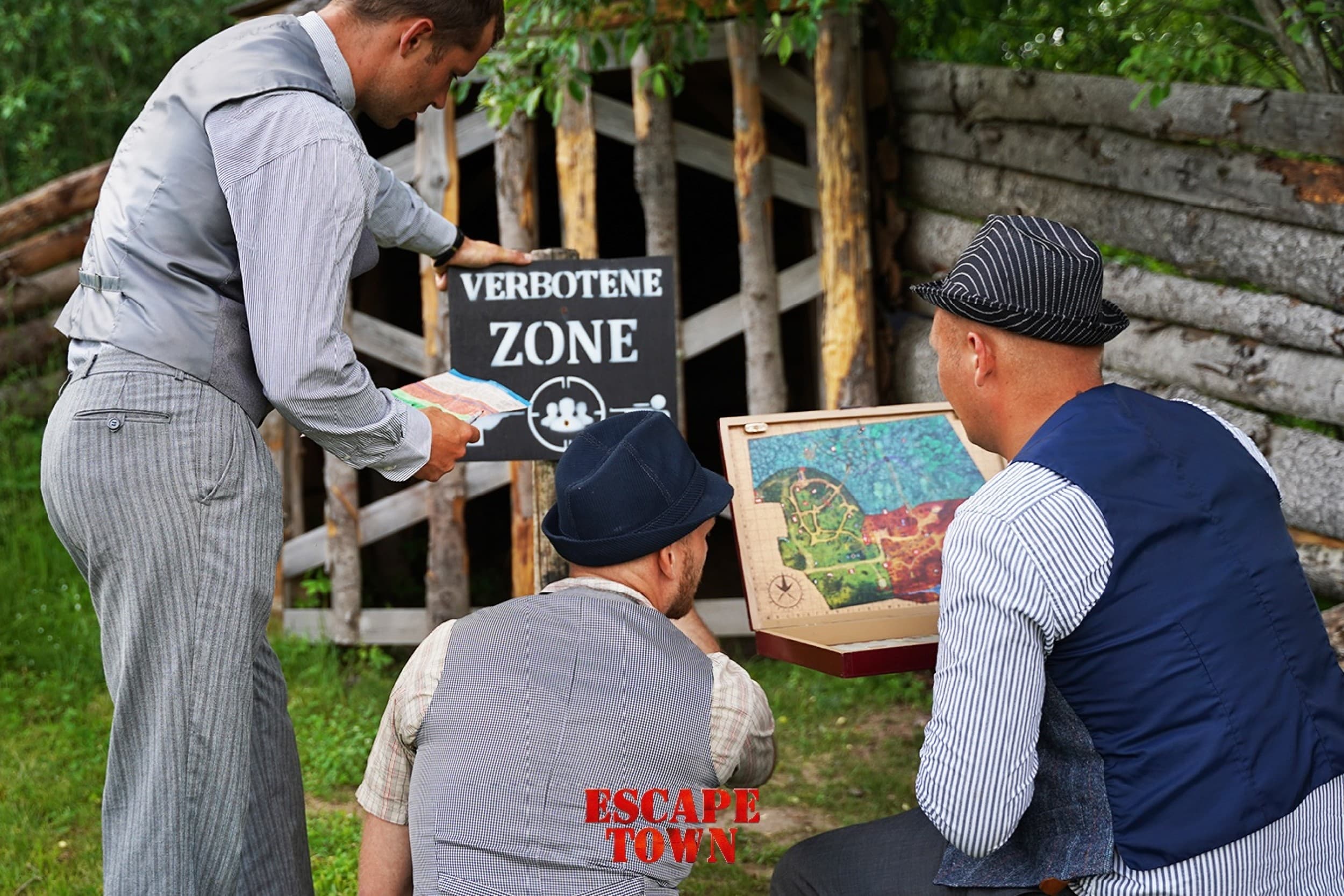Escape Town kvestu parka piedzīvojums diviem | Davanu Serviss