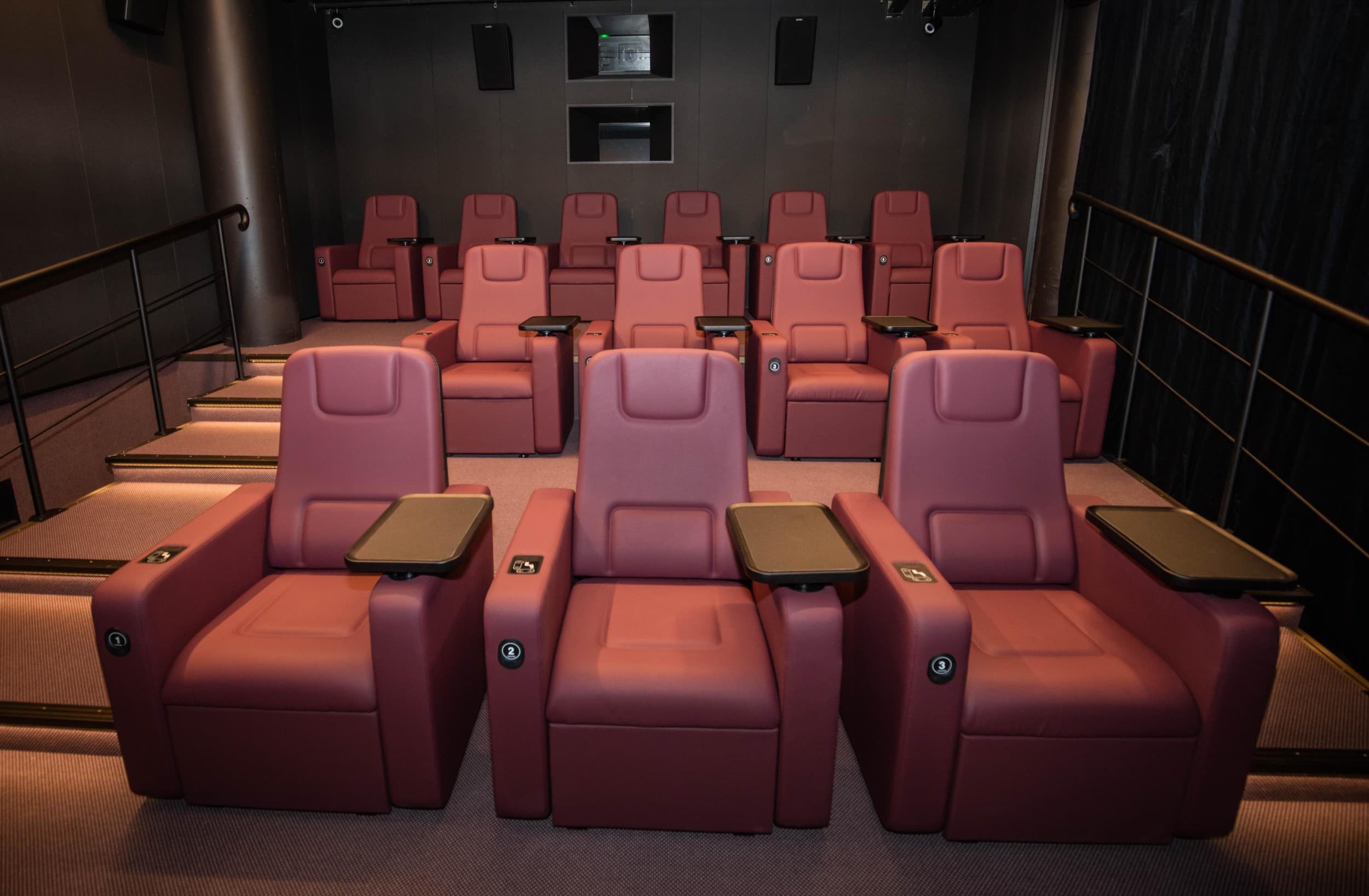 Dāvanu karte "Star Cinema" kinoteātra apmeklējumam Jūrmalā | Davanu Serviss