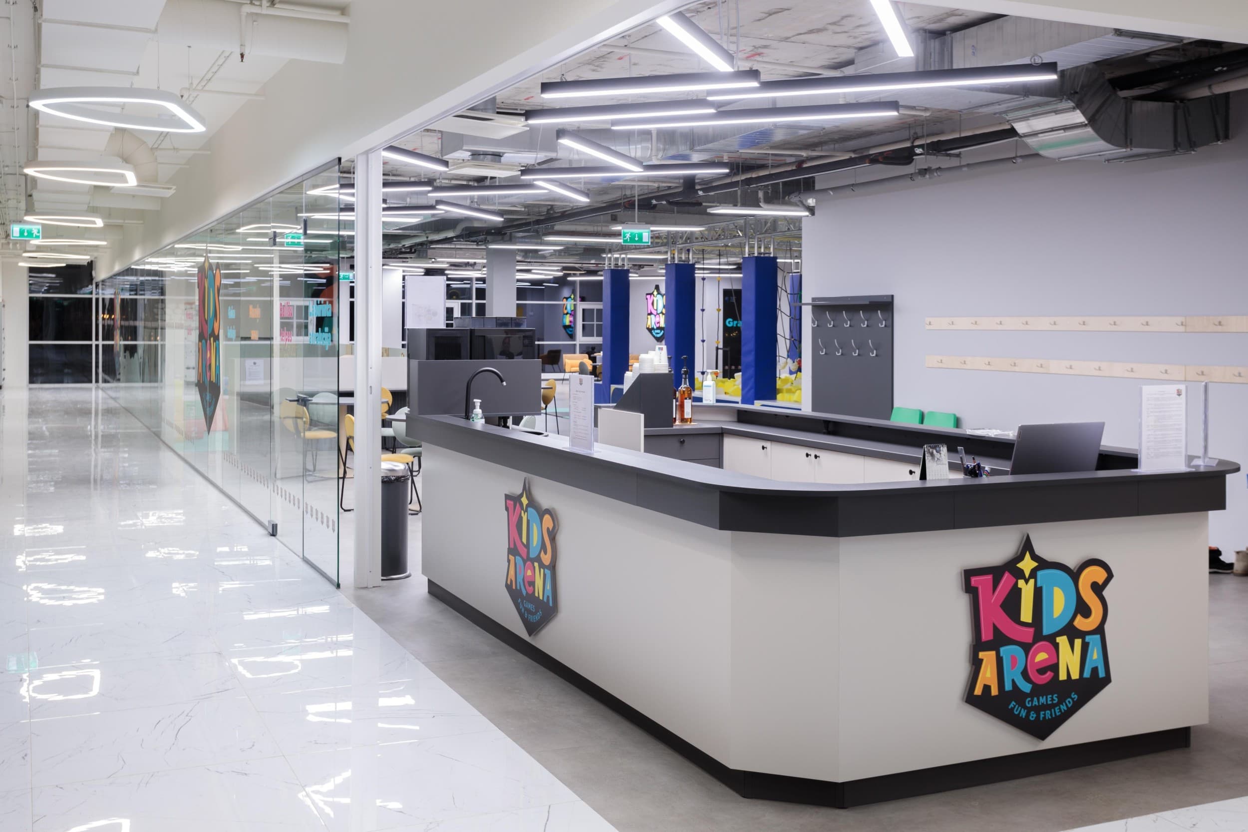 Izpriecas "Kids Arena" atrakciju parkā Jelgavā | Davanu Serviss