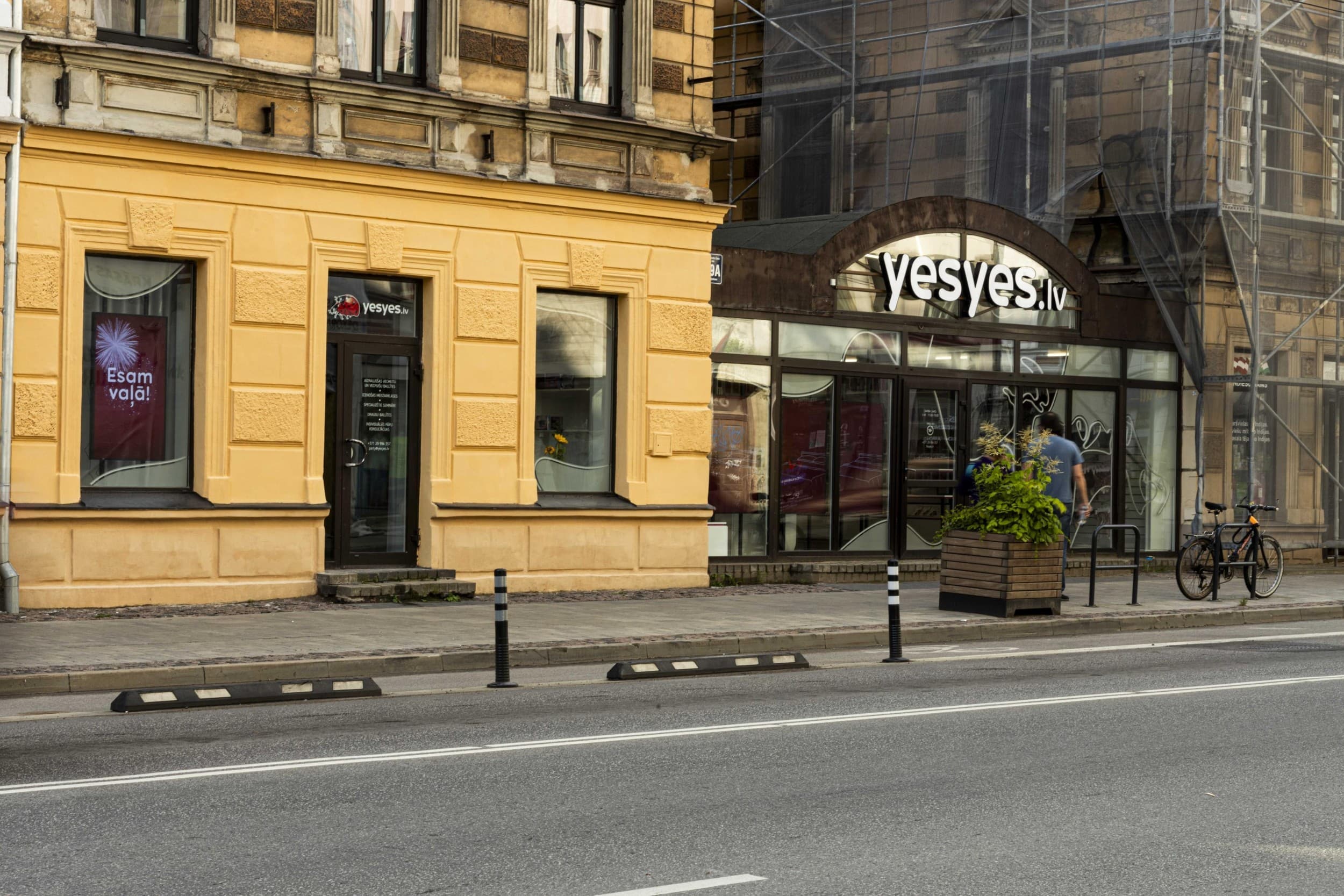 Draugu ballīte no intīmpreču veikala "yesyes.lv" (kompānijai līdz 15 pers.) | Davanu Serviss