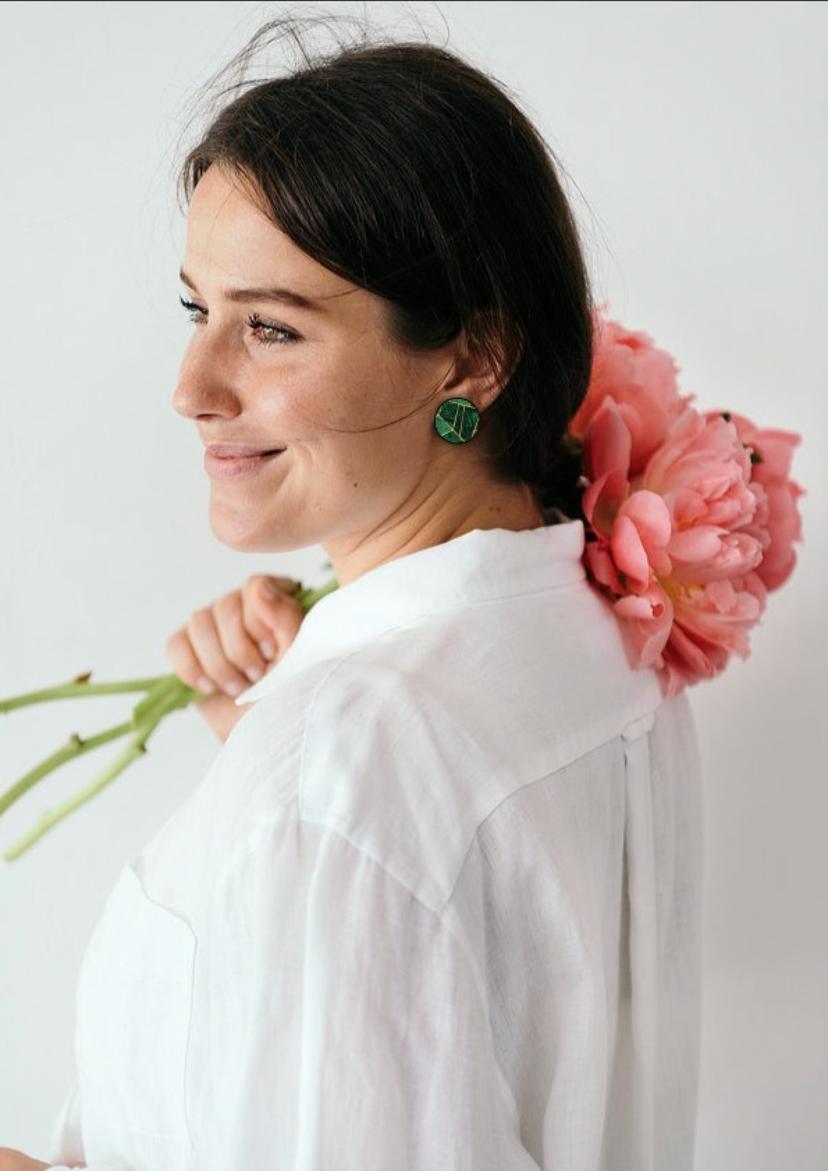 Krāsaini koka nagliņauskari vai klipši no "Good Happens"