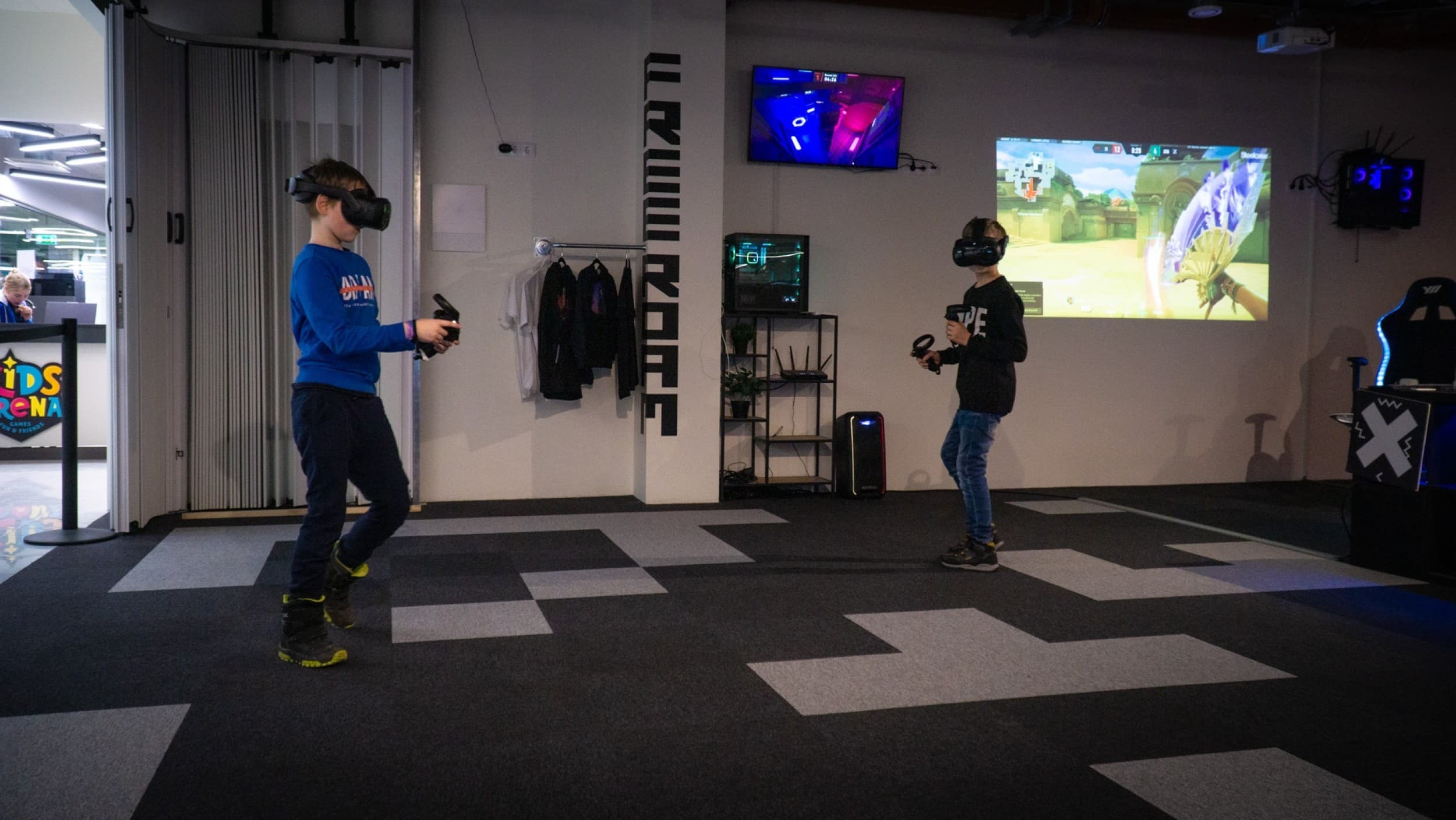 VR izklaides pie "VR Gaming" Rīgā diviem | Davanu Serviss