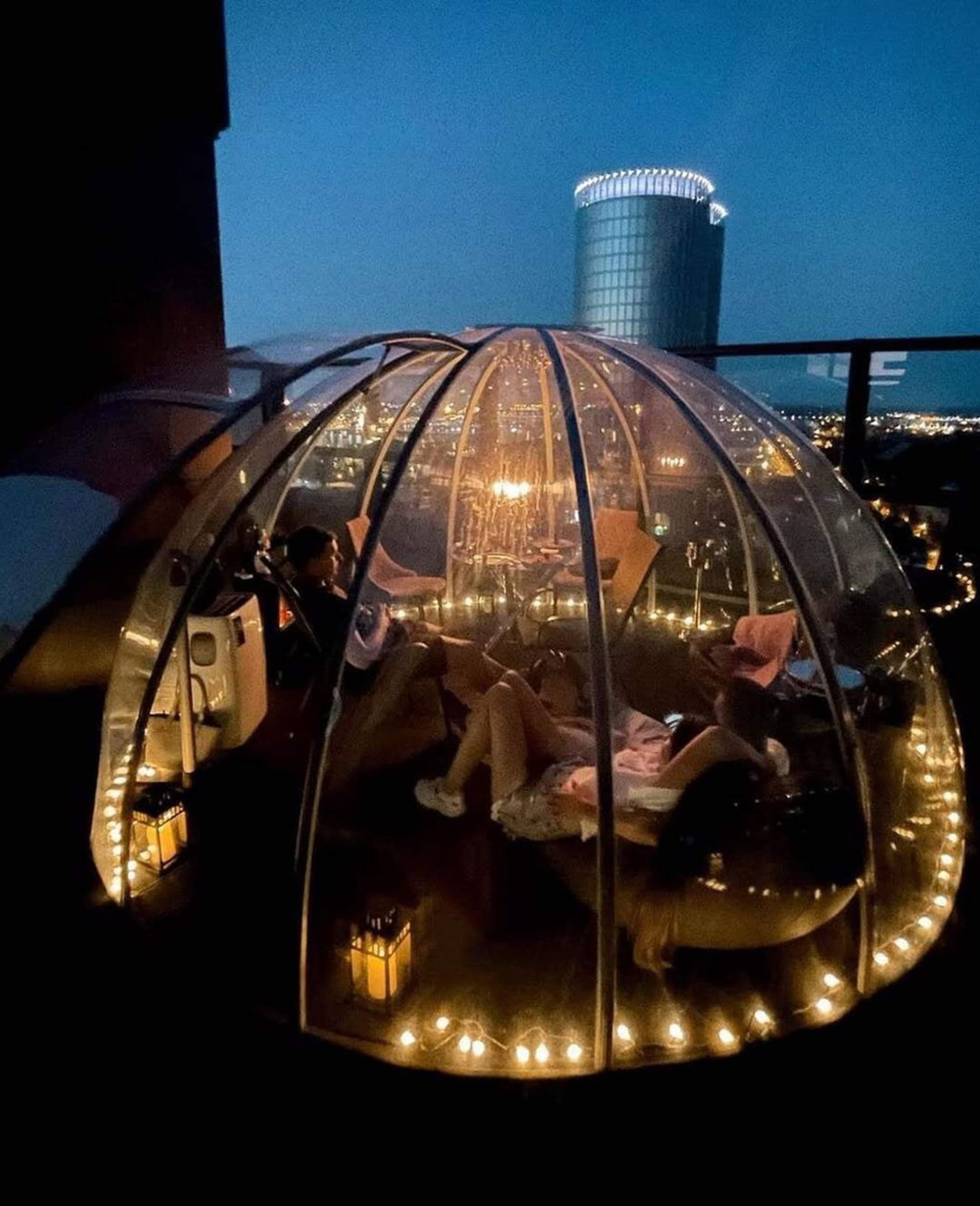Отдых в "Skyhouse Igloo" шатре и суши от ресторана "Bento" (3-4 перс.)