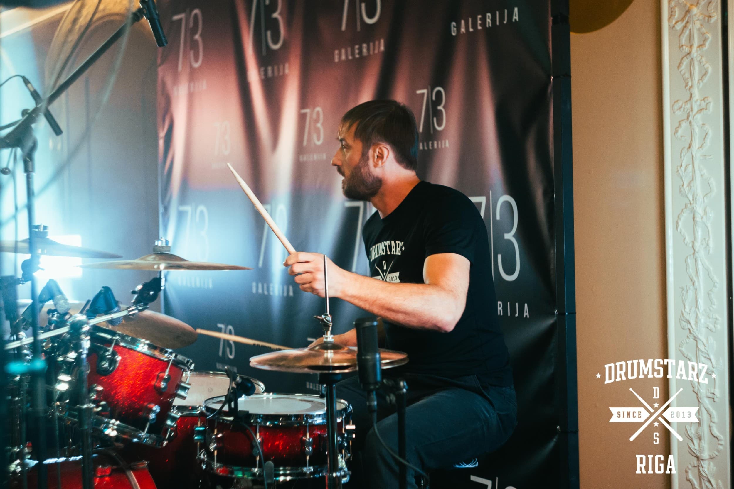 Bungu spēles nodarbība DRUMSTARZ RIGA | Davanu Serviss