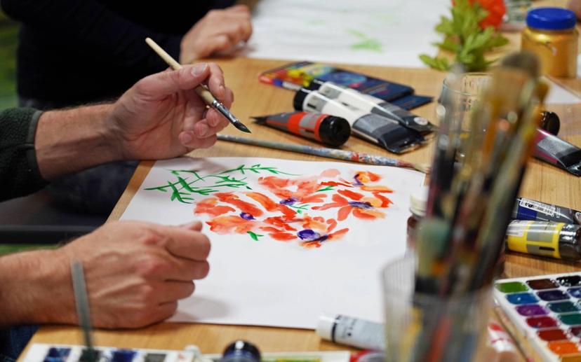 Akvareļu meistarklase ar vīnu un cienastiem pie "Makss un Morics"