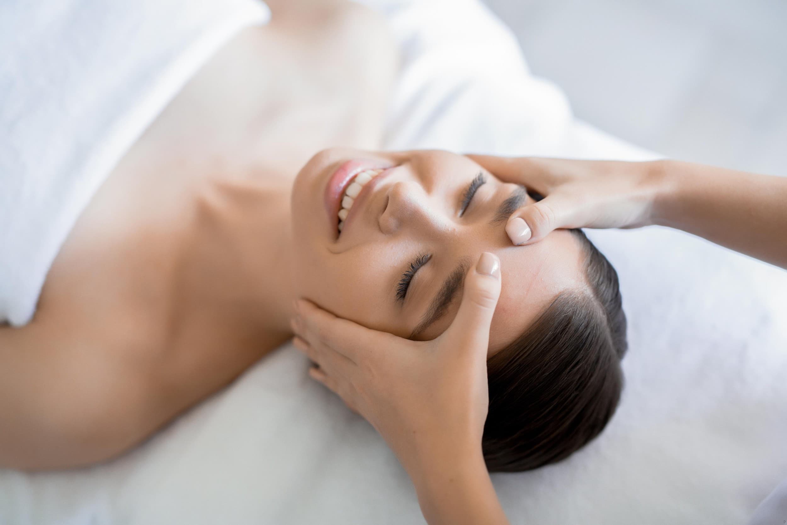 SPA procedūra sejas ādai studijā "Face Space"