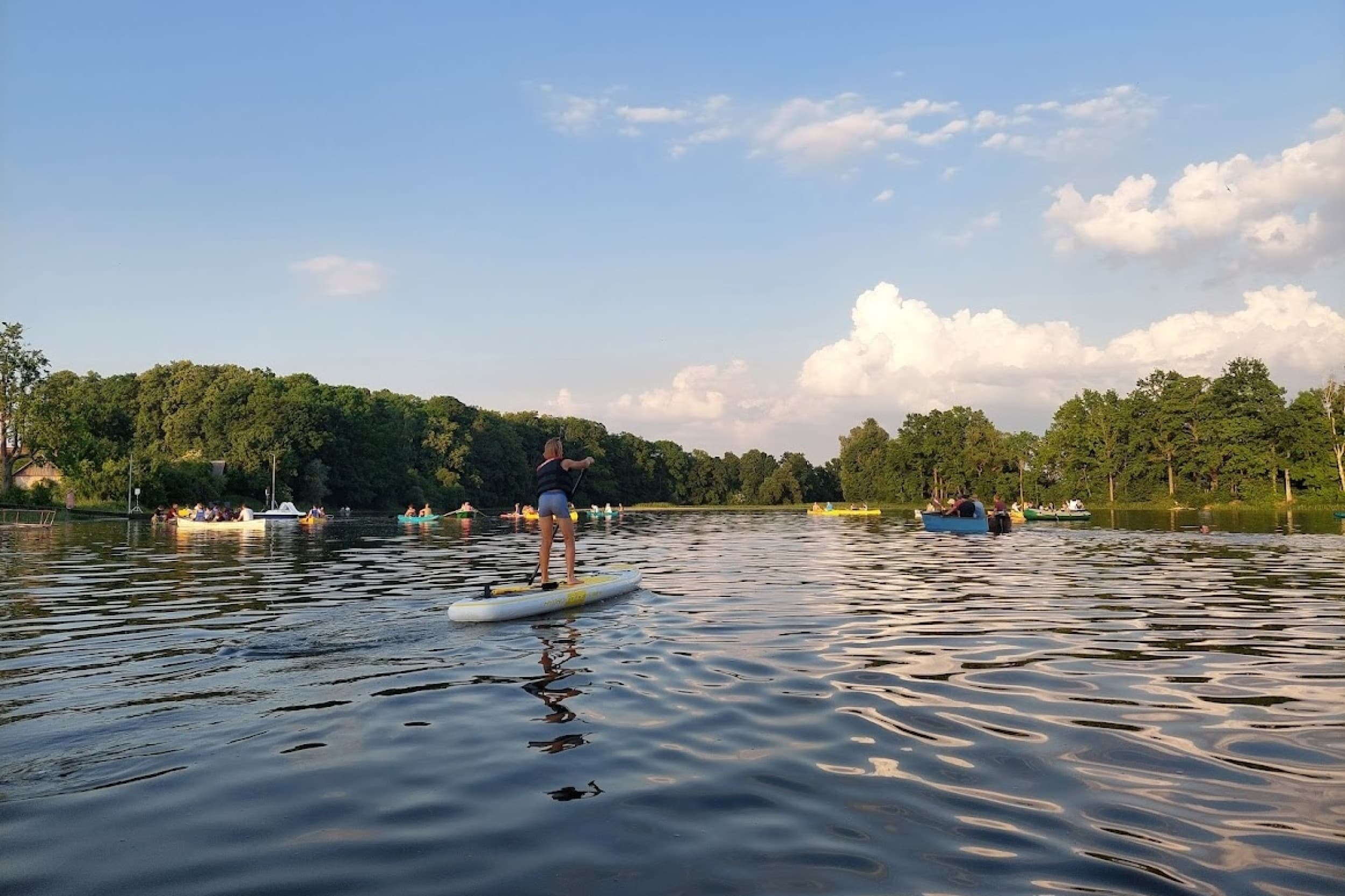 Аренда SUP-бордов в комплексе Рундальской водяной мельницы для двоих